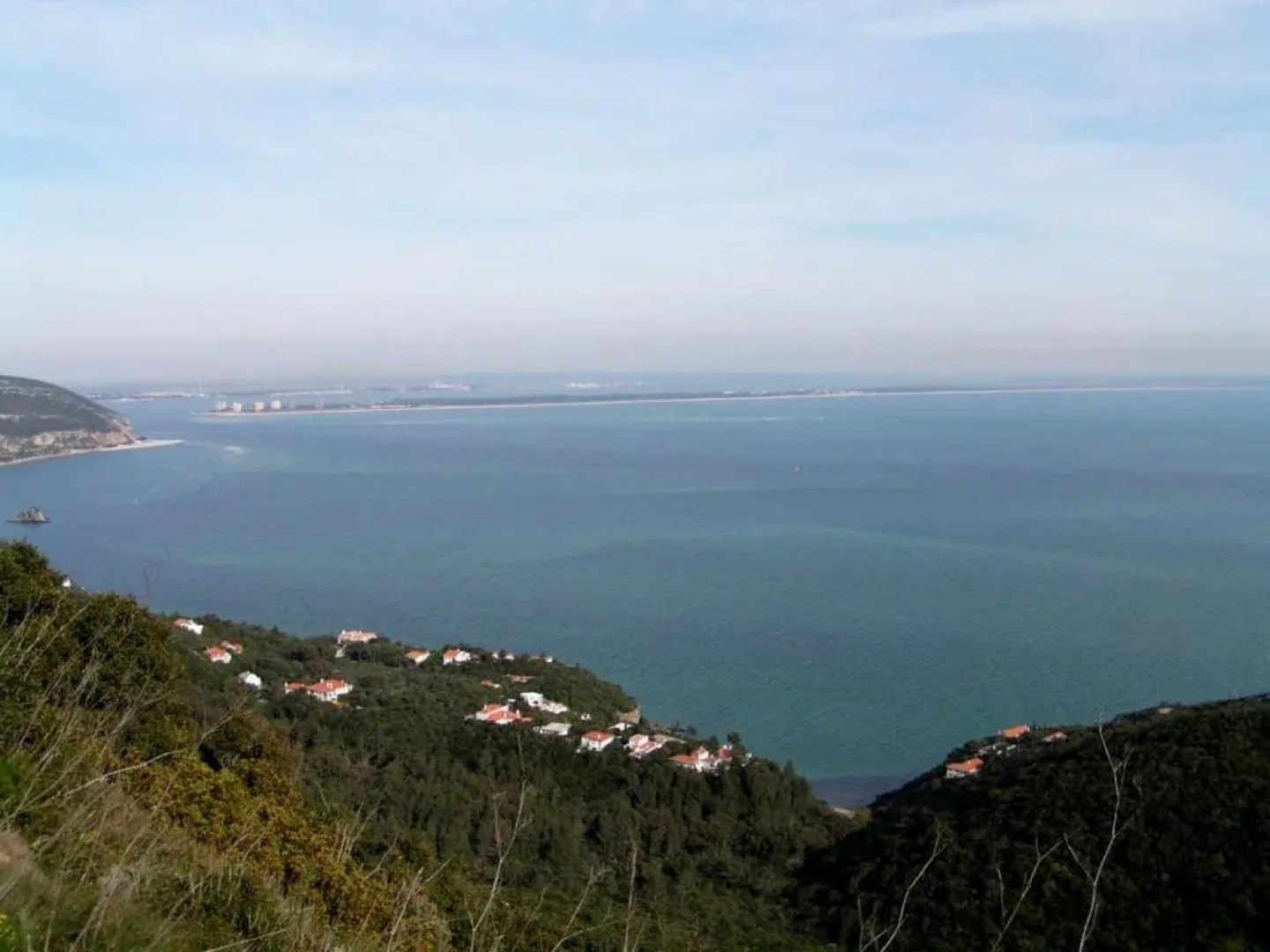 Casa do Farol da Arrábida