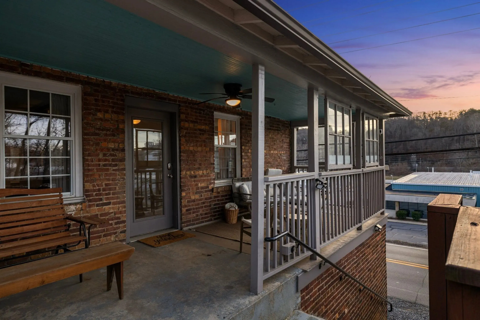 Riverside Trade Retreat Avantstay Industrial-chic, Near Downtown Asheville