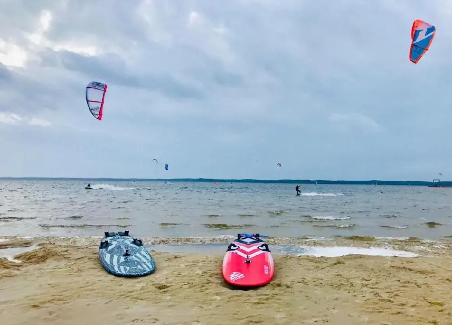 Lakeside Stay w/ Terrace