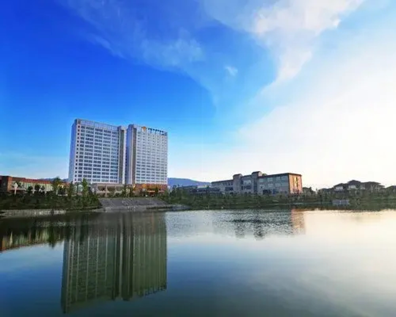 Empark Grand Hotel Tengchong - 3 Nights, Yunnan, China