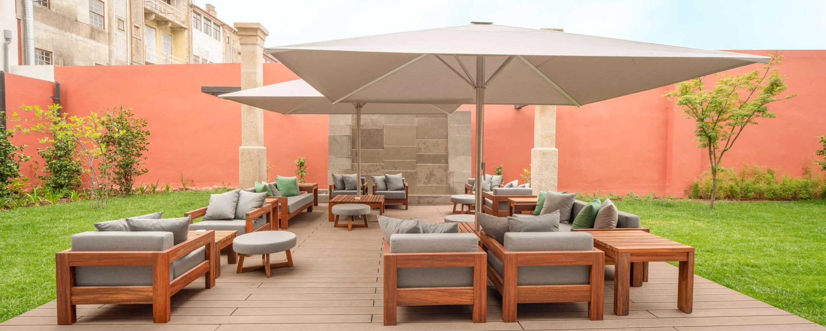 NH Hotel Porto Jardim