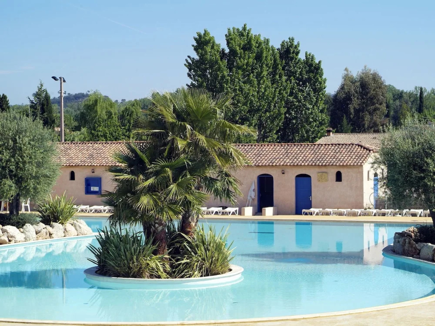 Provencal Villa With Dishwasher, 1km From Nice Town Vidauban