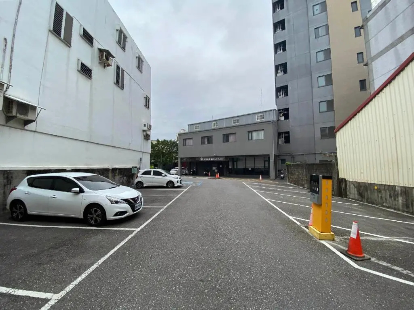 Hualien Holiday Hotel