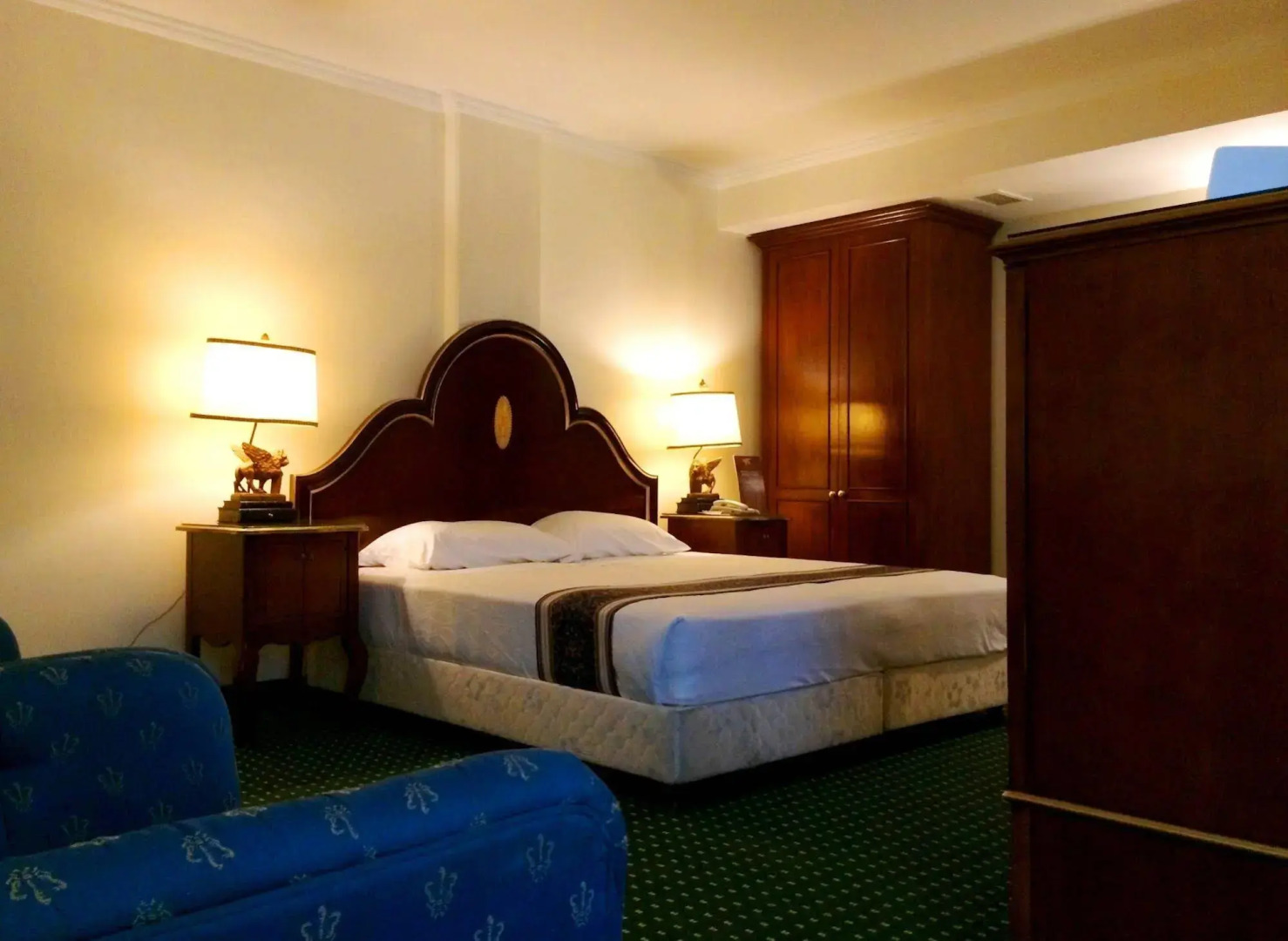 Subic Bay Venezia Hotel