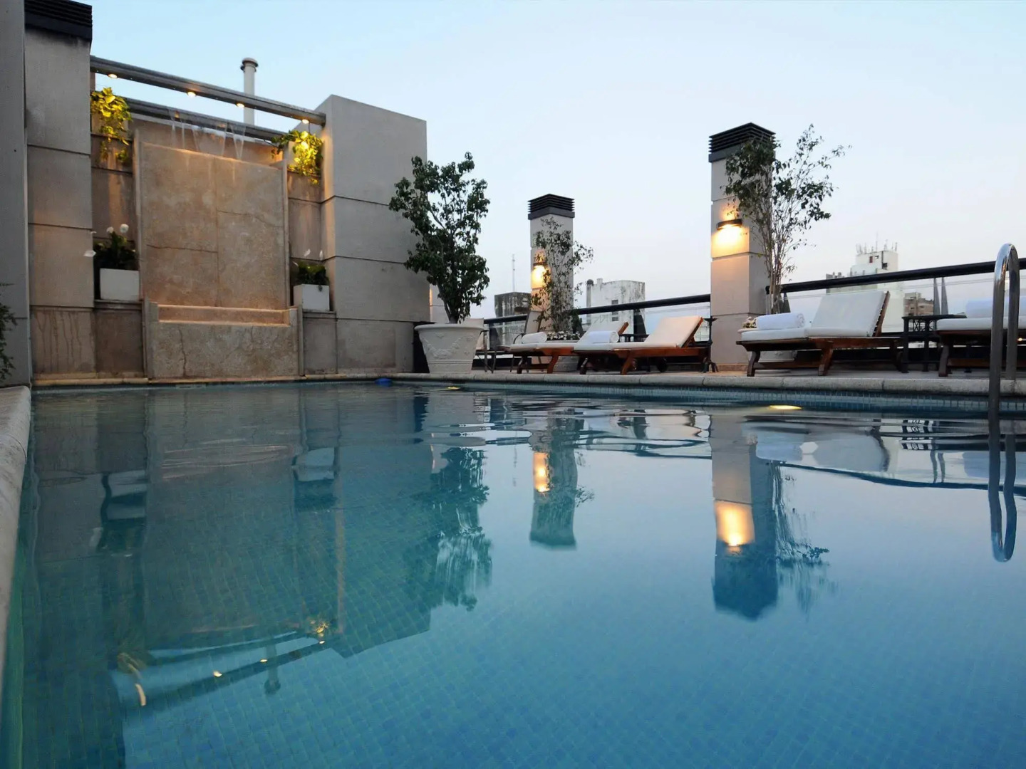 Windsor Hotel And Tower