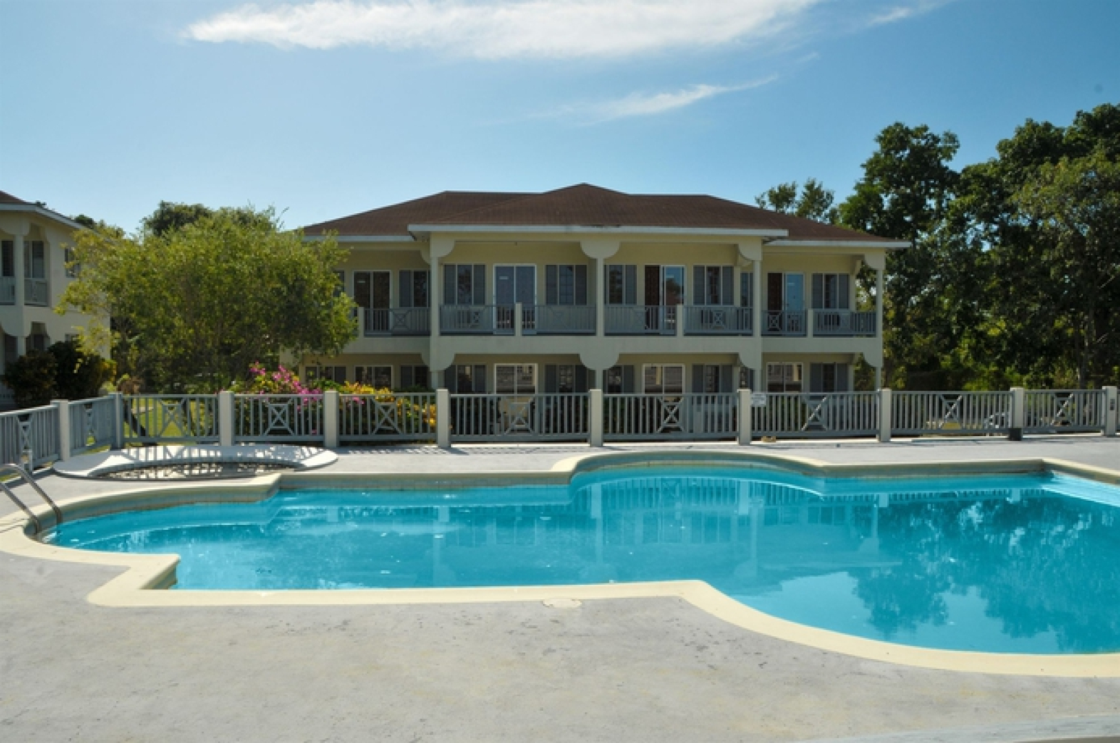 The Royal Hummingbird Resort