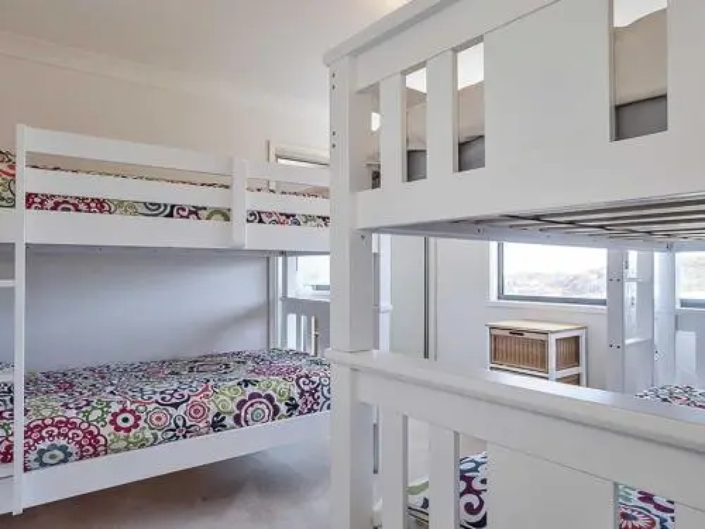 Ocean Views' 4 Ocean Street - air conditioned luxury with beautiful ocean views