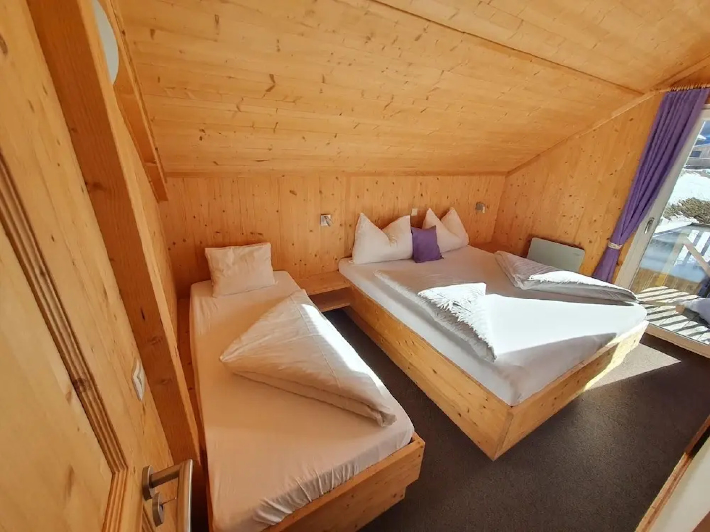 Comfortable Chalet in Hohentauern with Whirlpool near City Center