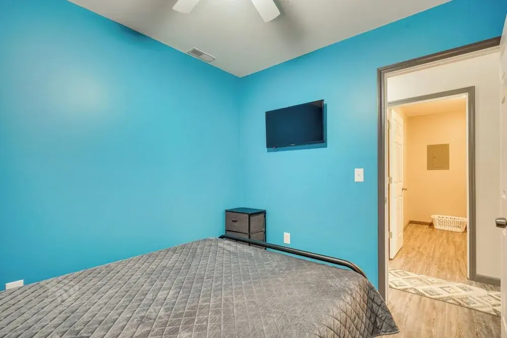 Zanesville Vacation Rental: 2 Mi to Downtown!