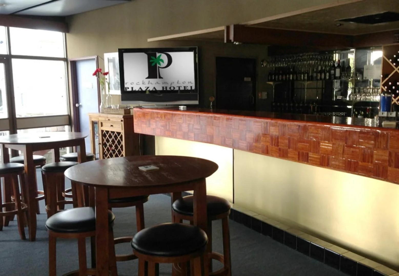 Rockhampton Plaza Hotel International