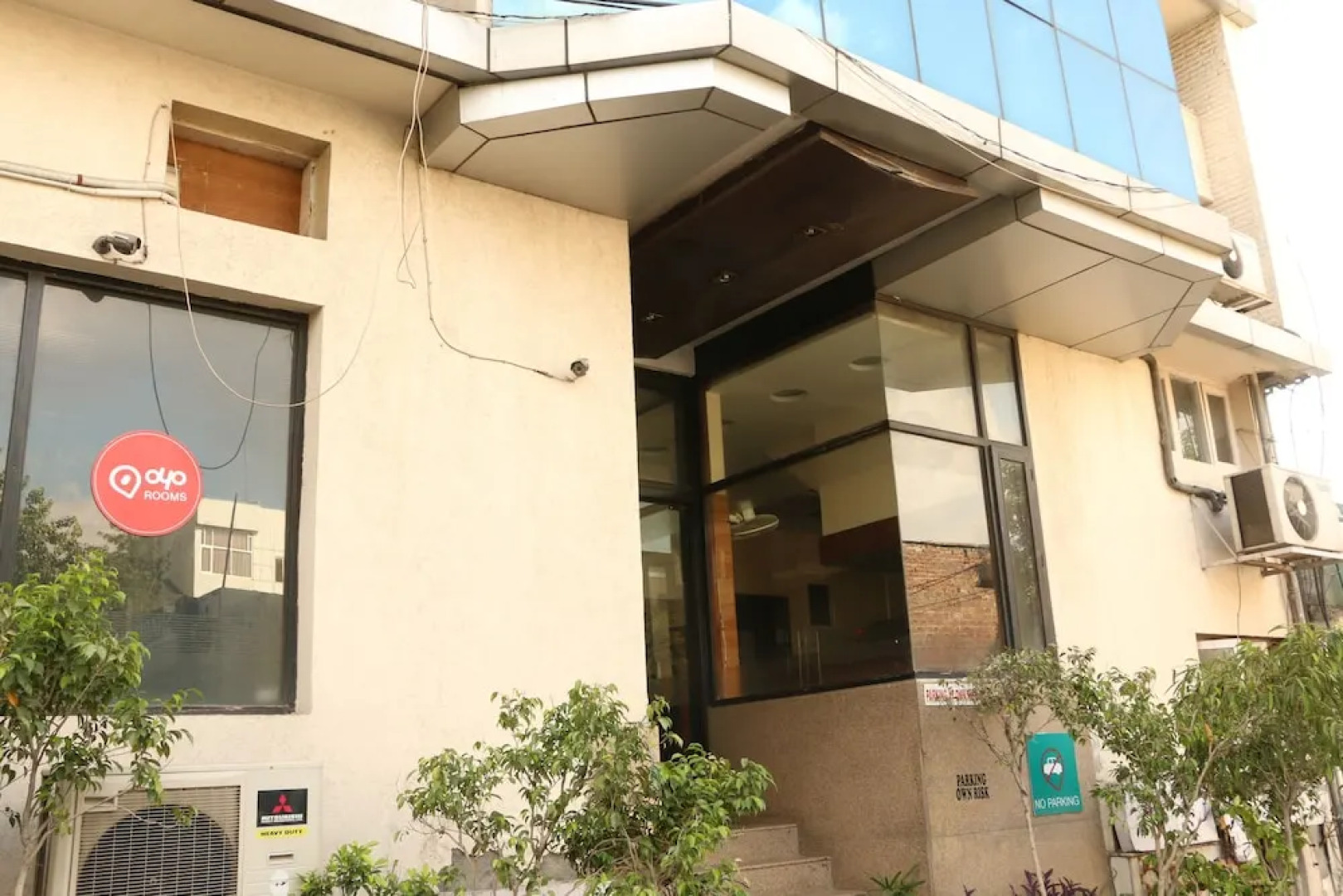 OYO 1072 Hotel Leela Classic