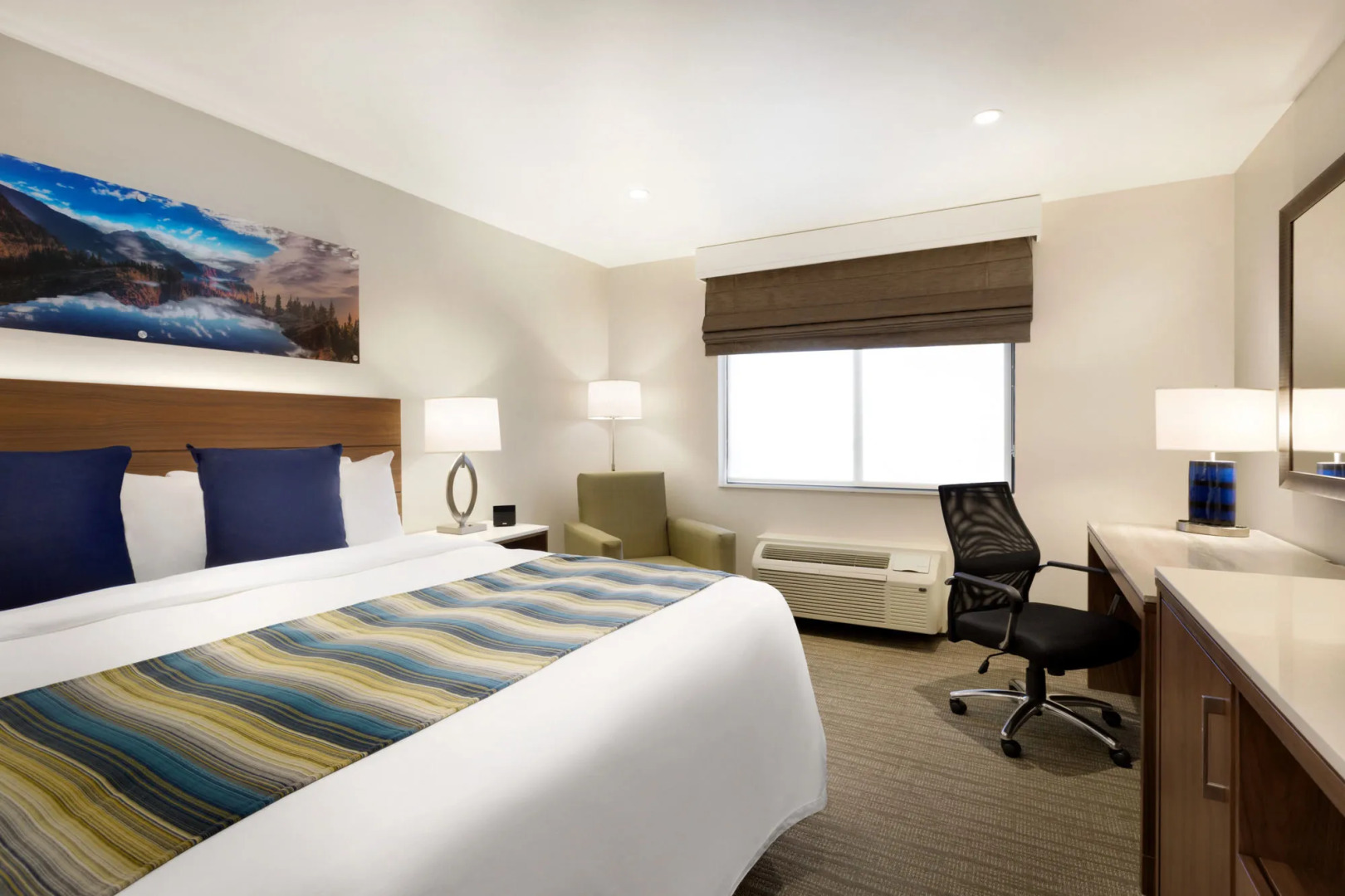 Delta Hotels by Marriott Helena Colonial