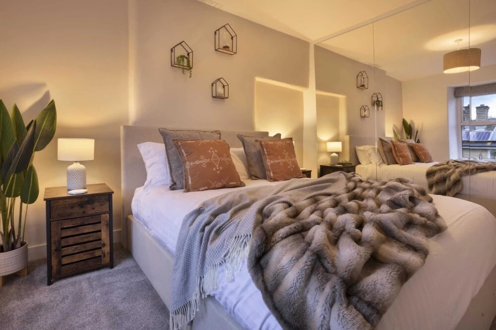 Rosie's Relaxing Escape with Hot Tub