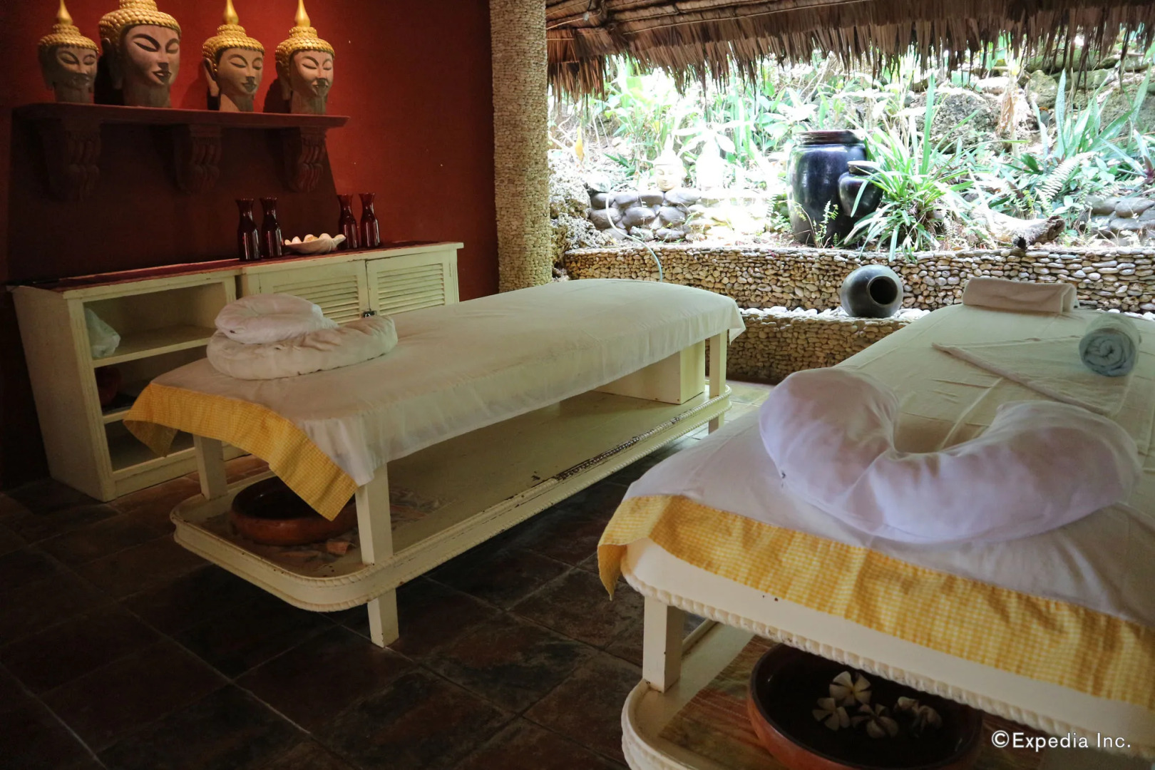 Coco Grove Beach Resort