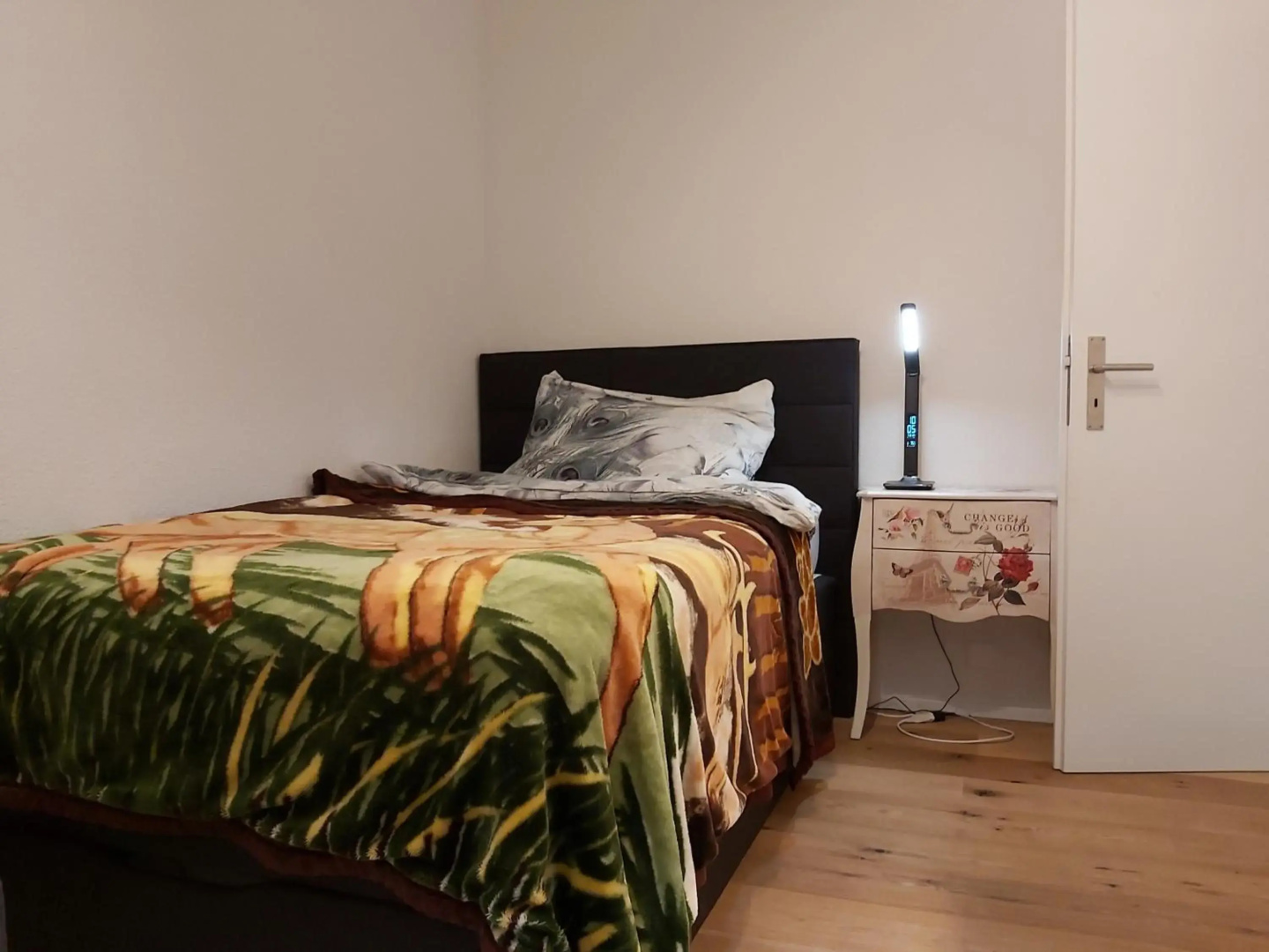 Royal Apartment EIBL 02