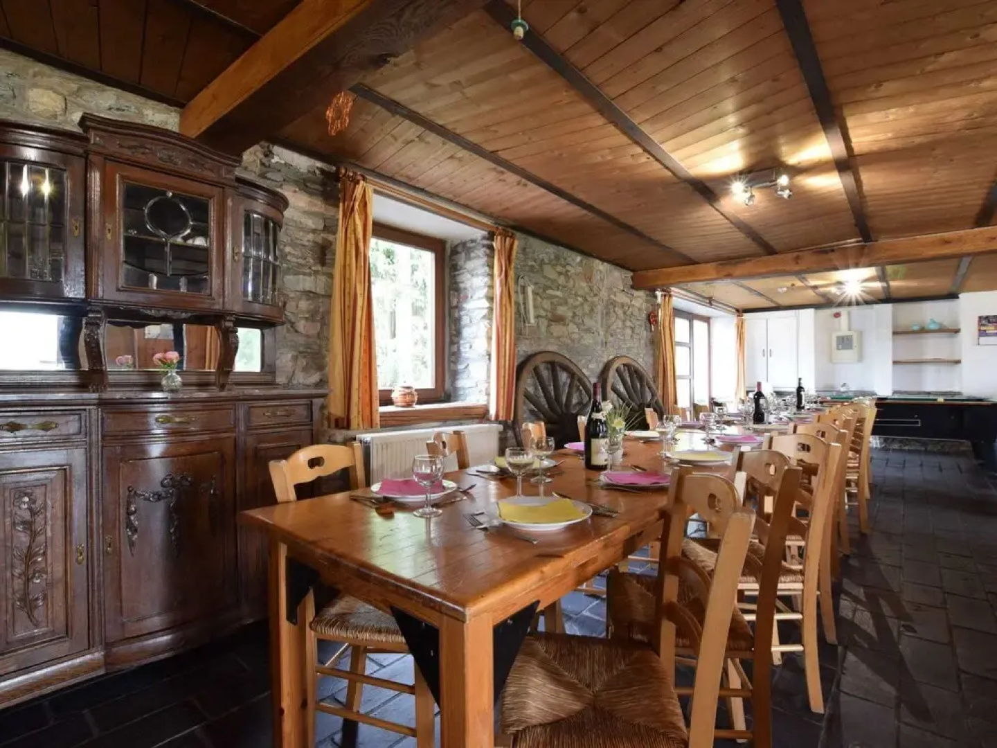 Quaint Cottage In Petite Langlire with Hot Tub