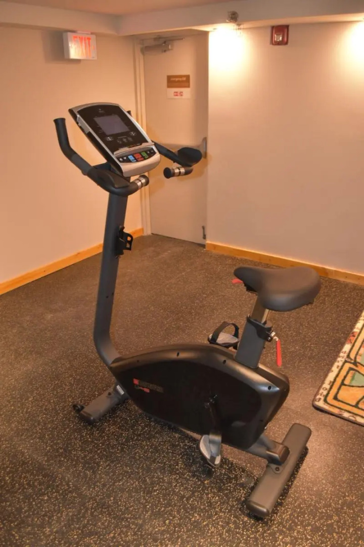 Brewster Mountain Lodge