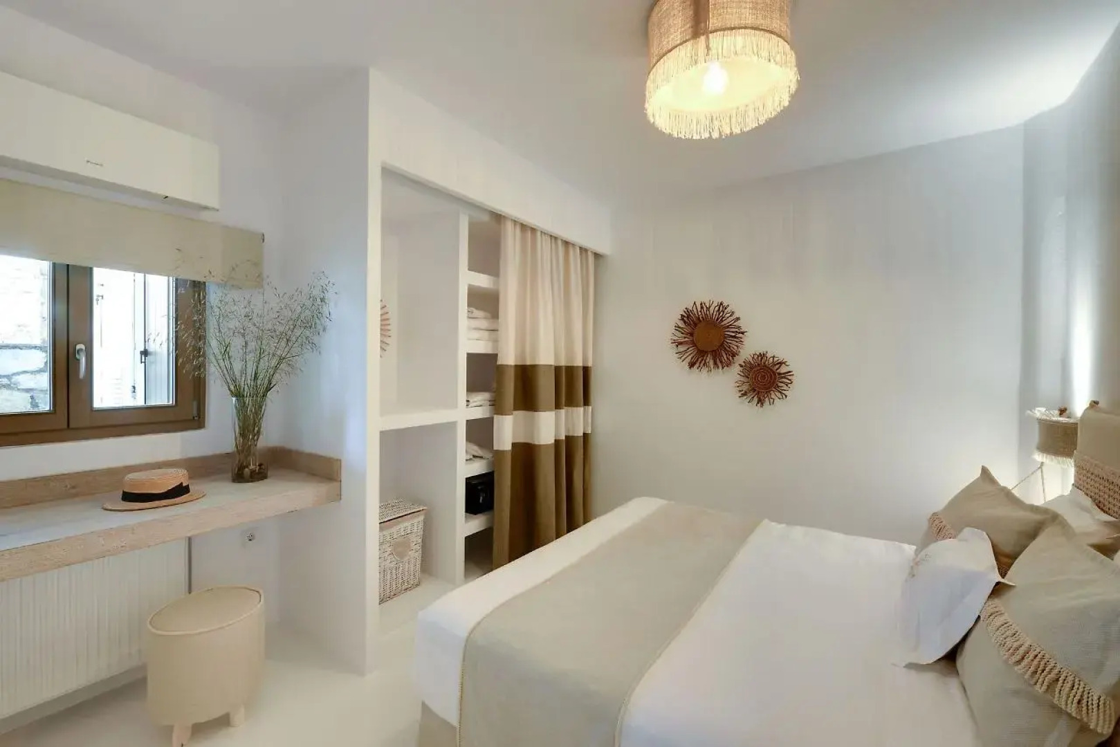 Amalgam Homes Paros