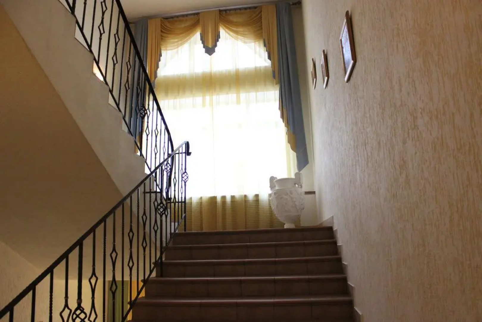 Барракуда на улице Богдана Хмельницкого