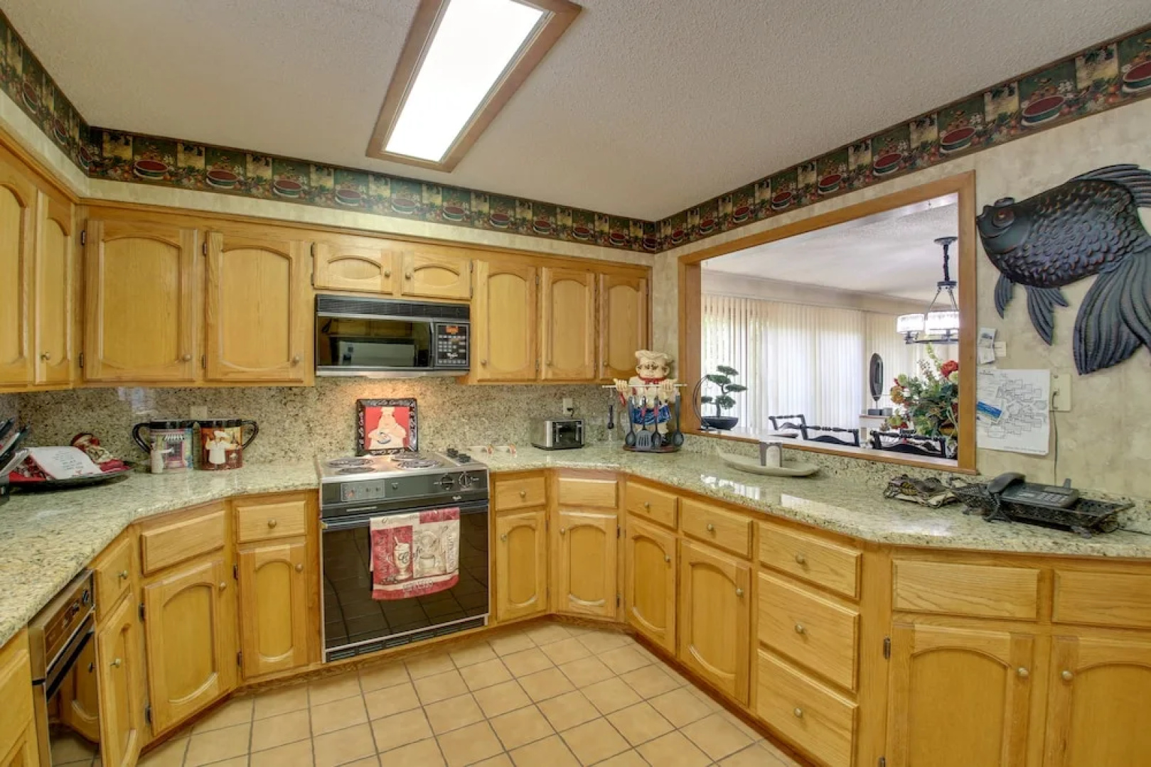 Lake Ouachita Vacation Rental w/ Community Pool