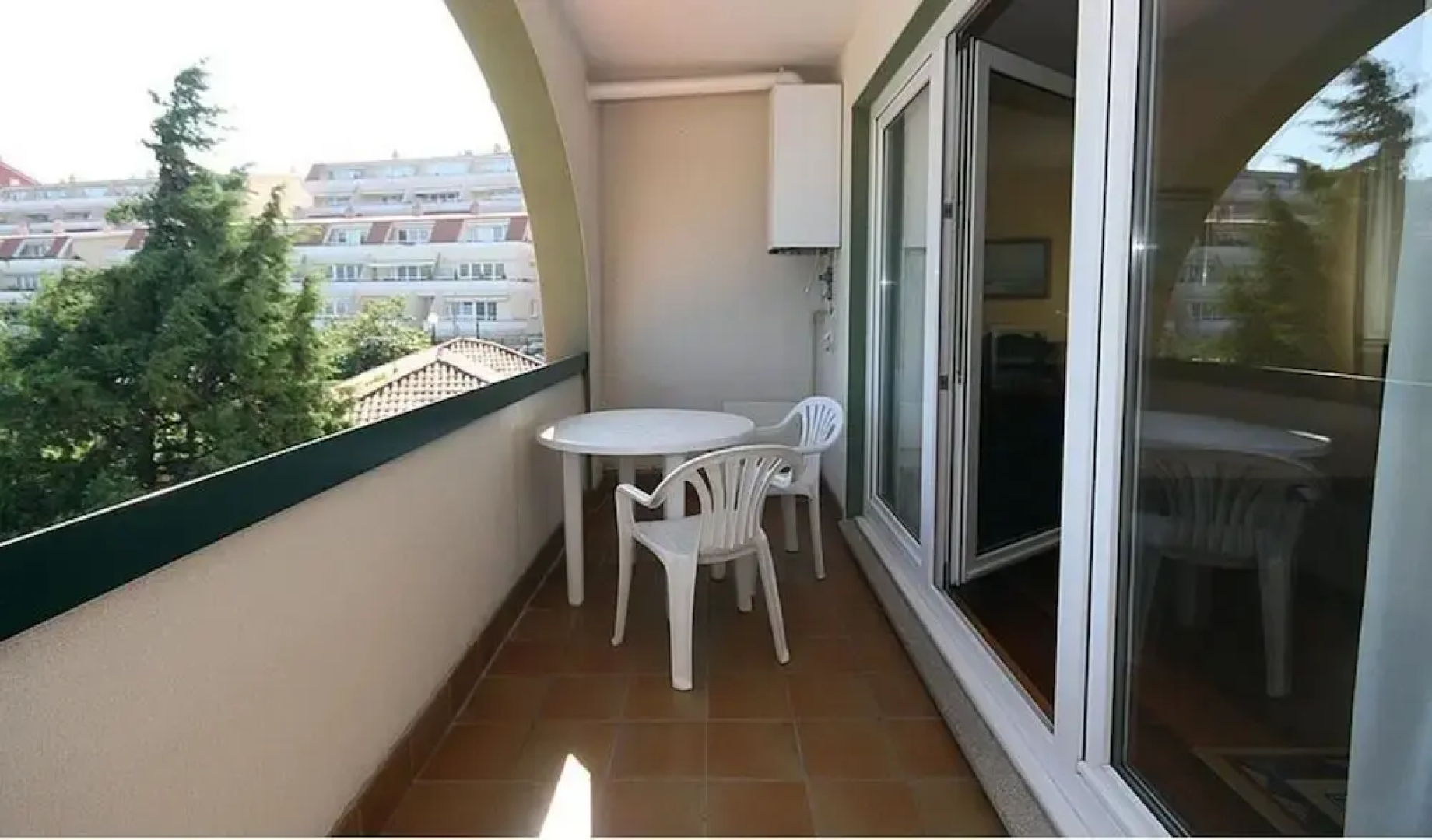 102896 -  Apartment in CorcubiÃ³n