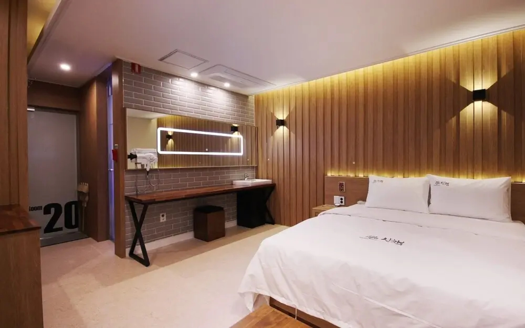 Yeongju Sanchaek Self Check-in Motel