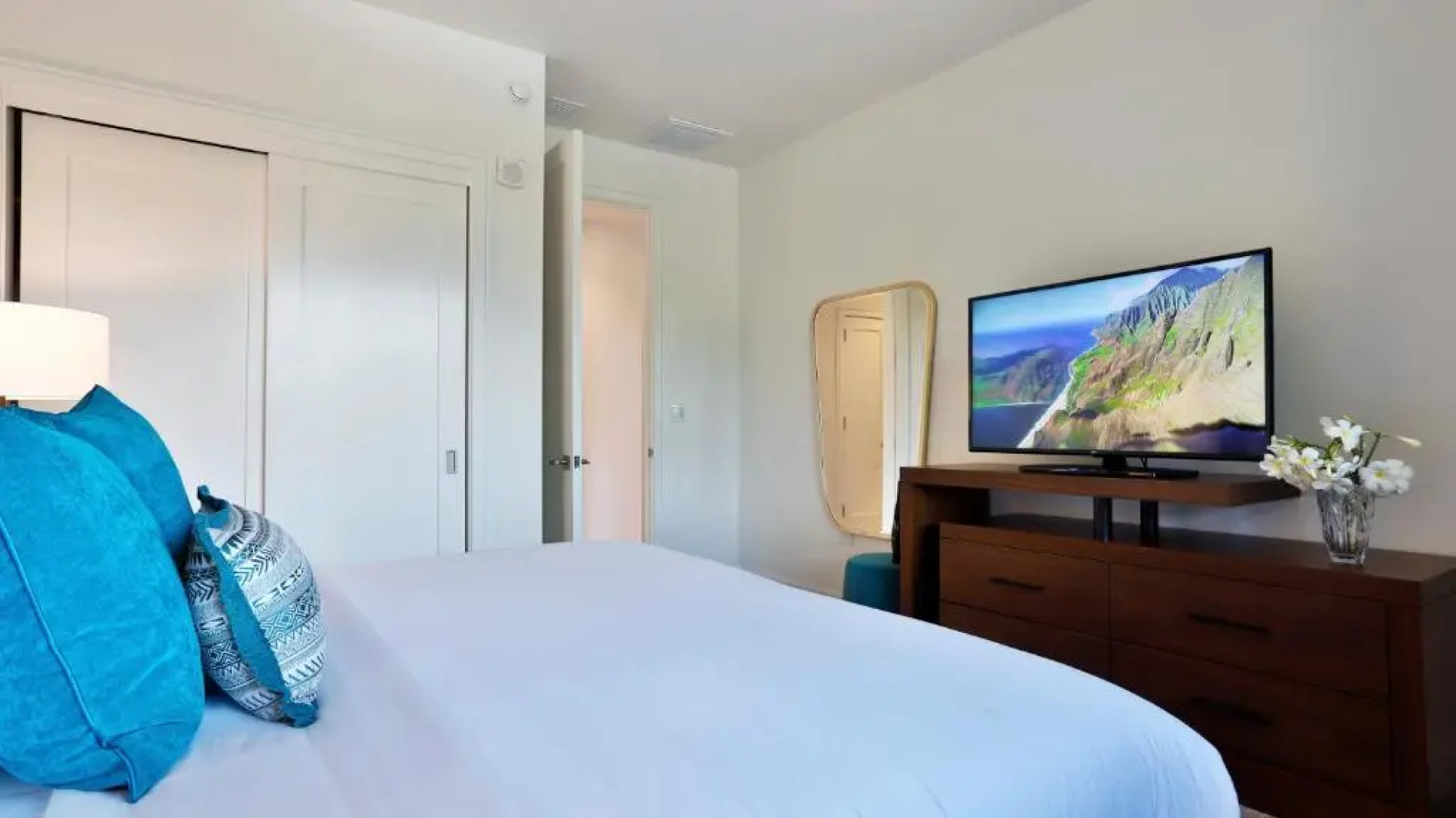 Maui Westside Presents - Luana Garden Villas 15D