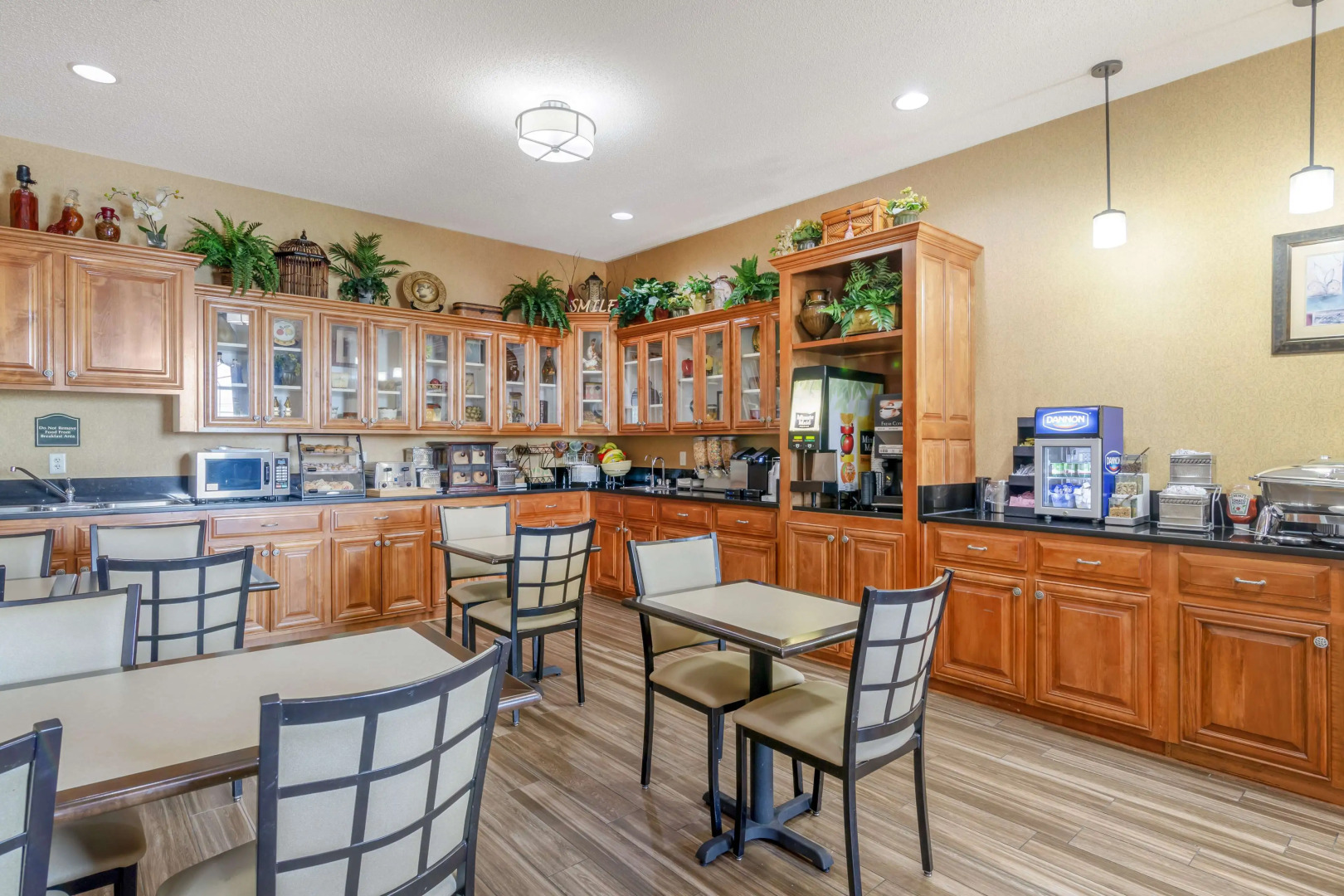 Best Western Plus Bradbury Inn & Suites