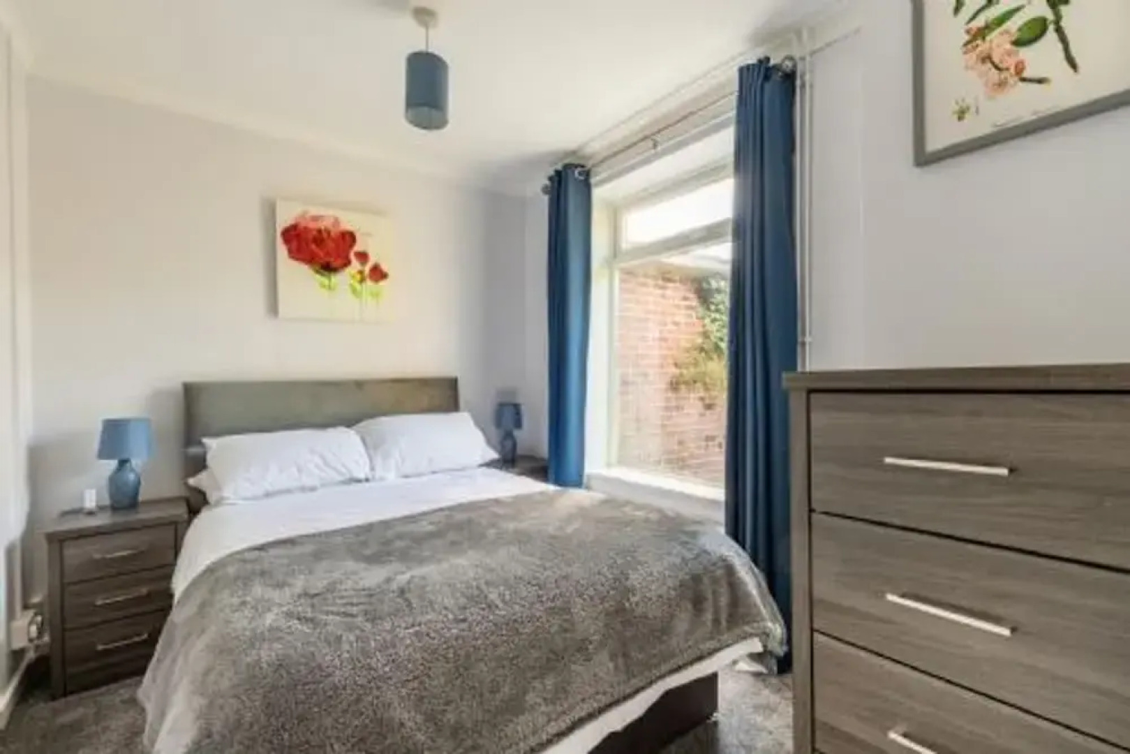 Host Stay Church Close