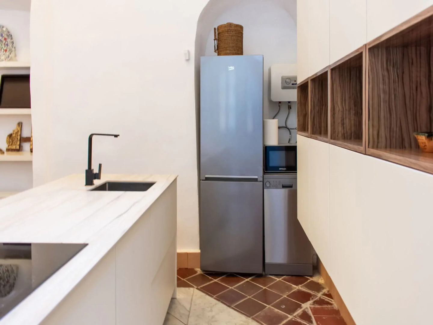 Charming Holiday Home in Fuentes de Andalucía With Pool