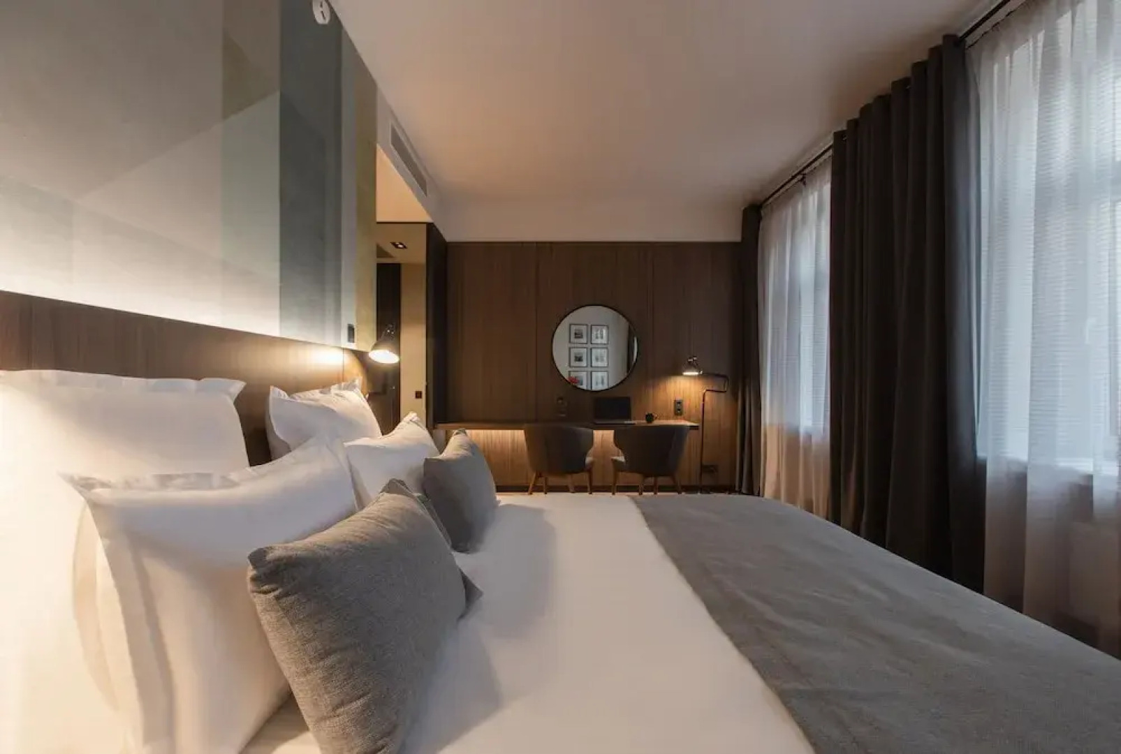 Dvor Podznoeva Studios and Apartments