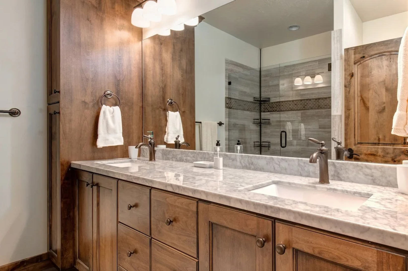 9855 N Vista Drive Condo Unit 101