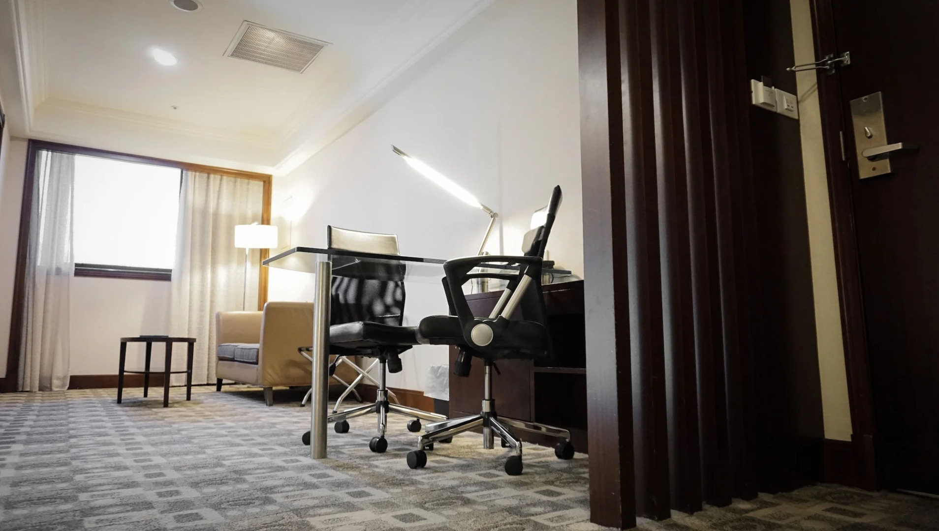 HiONE Holiday Hotel Taipei