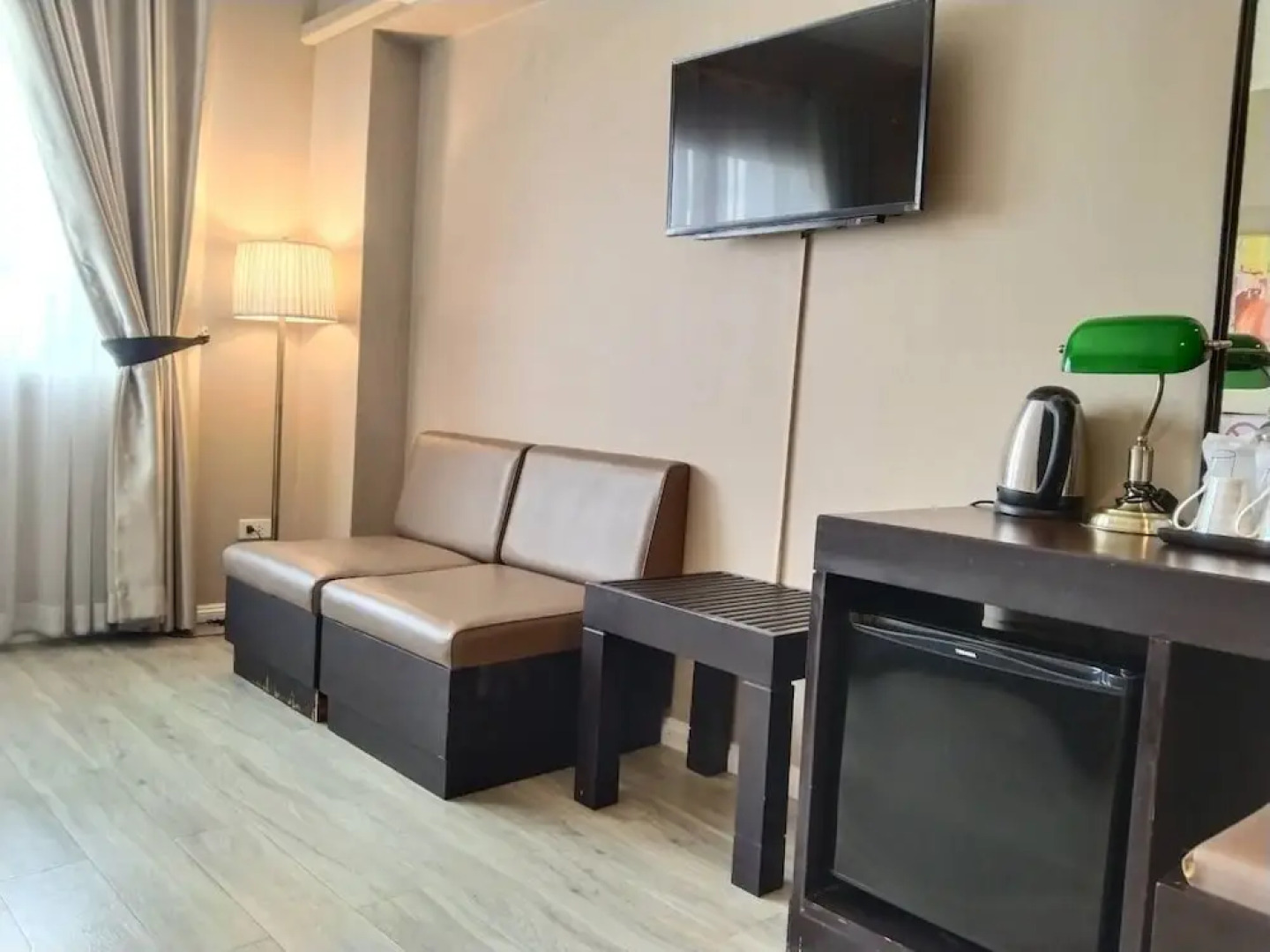 Taris Art Hotel Phrae