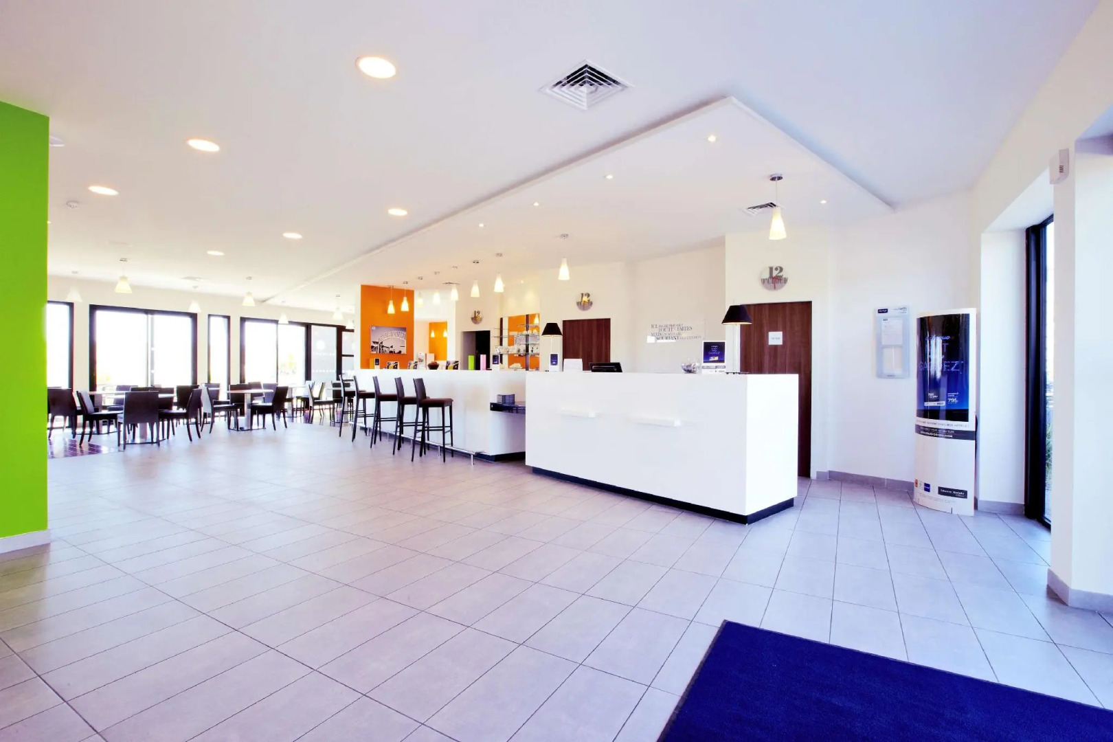 Holiday Inn Express Marseille Airport by IHG