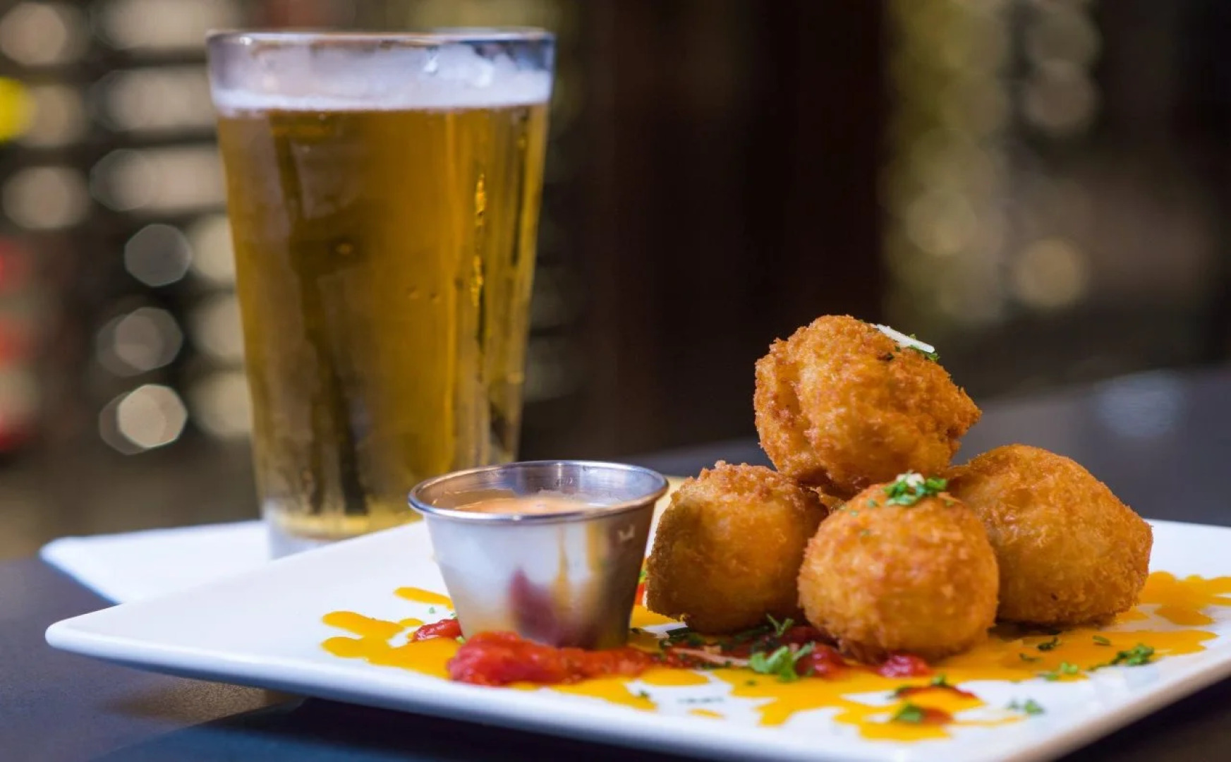 Holiday Inn Long Beach Airport Hotel and Conference Center by IHG