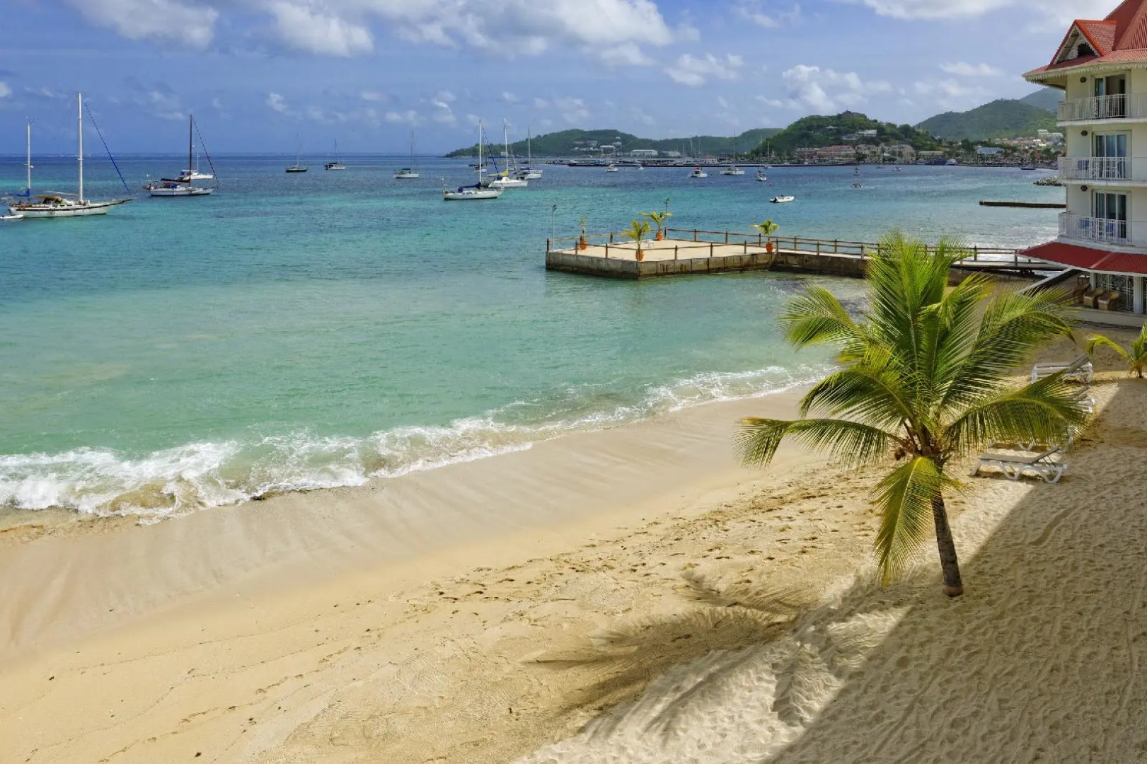 Le Beach Hotel