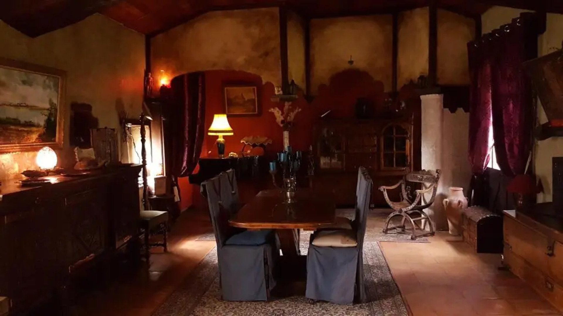 Suite Cardinale 40m2 chambre d' hôte du Mas Fabrègue