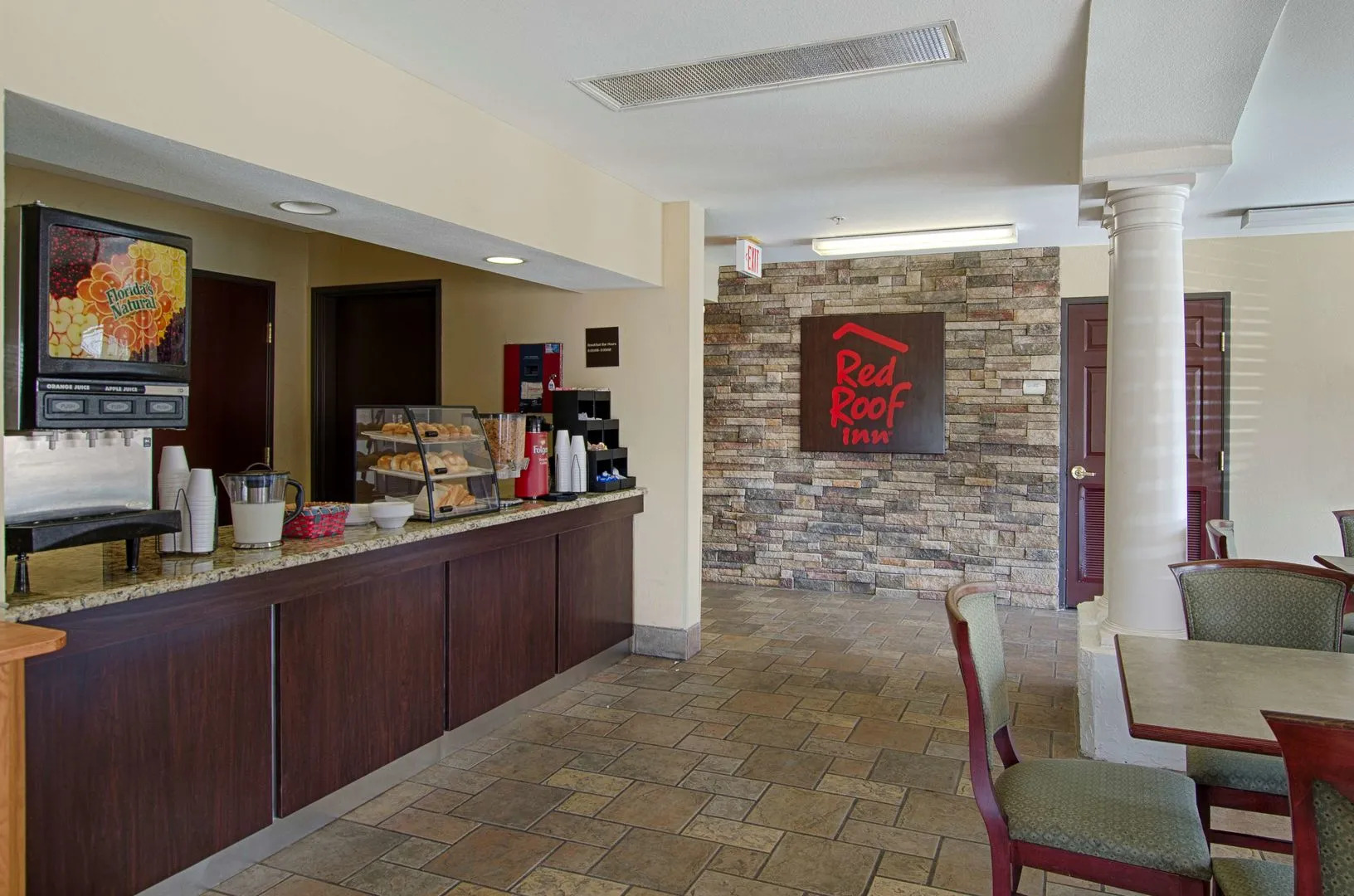 Red Roof Inn San Marcos