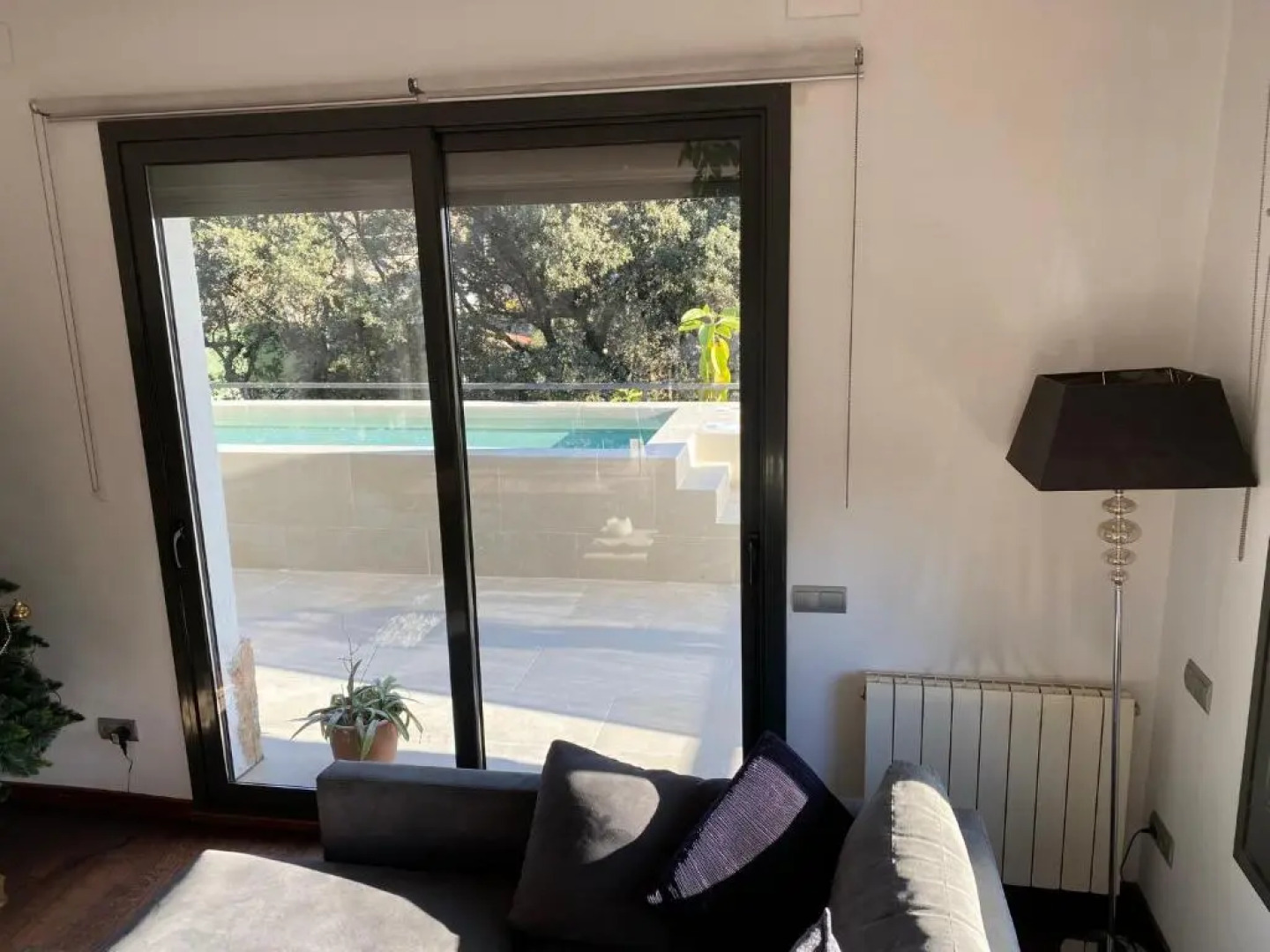 Vila Burriac ,Sunny, Spacious , Private Pool