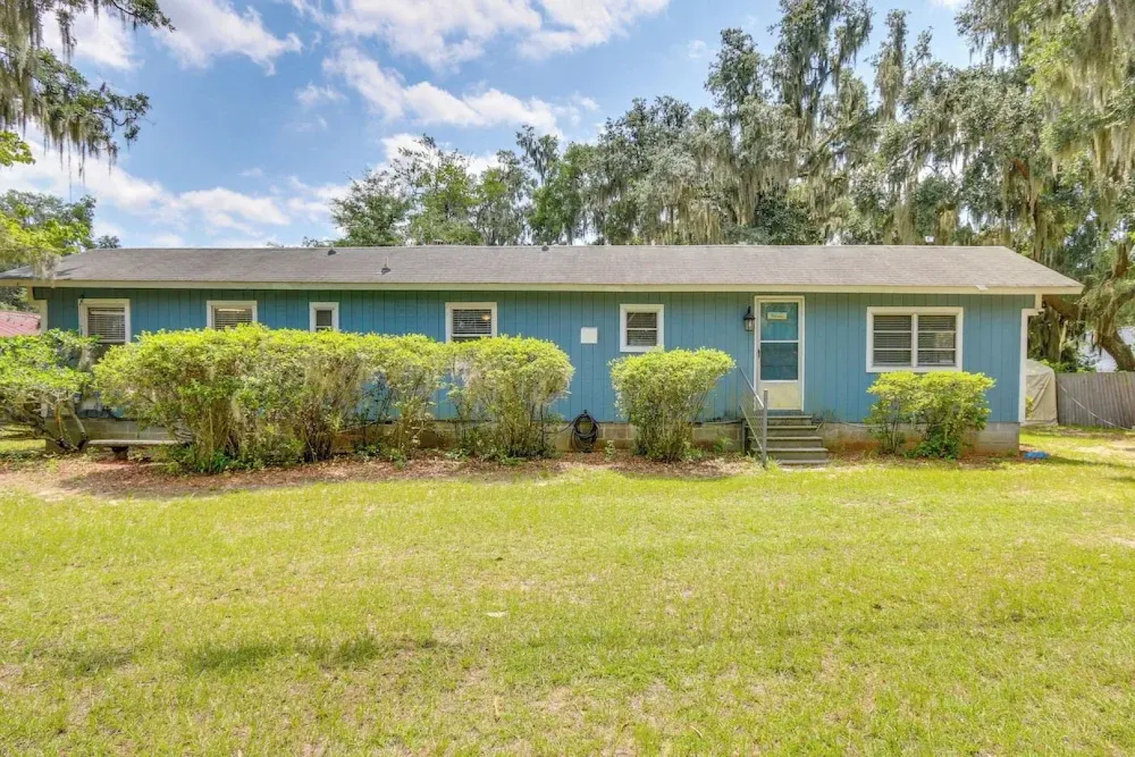 1 Mi to Sands Beach: Walkable Island Home w/ Yard!