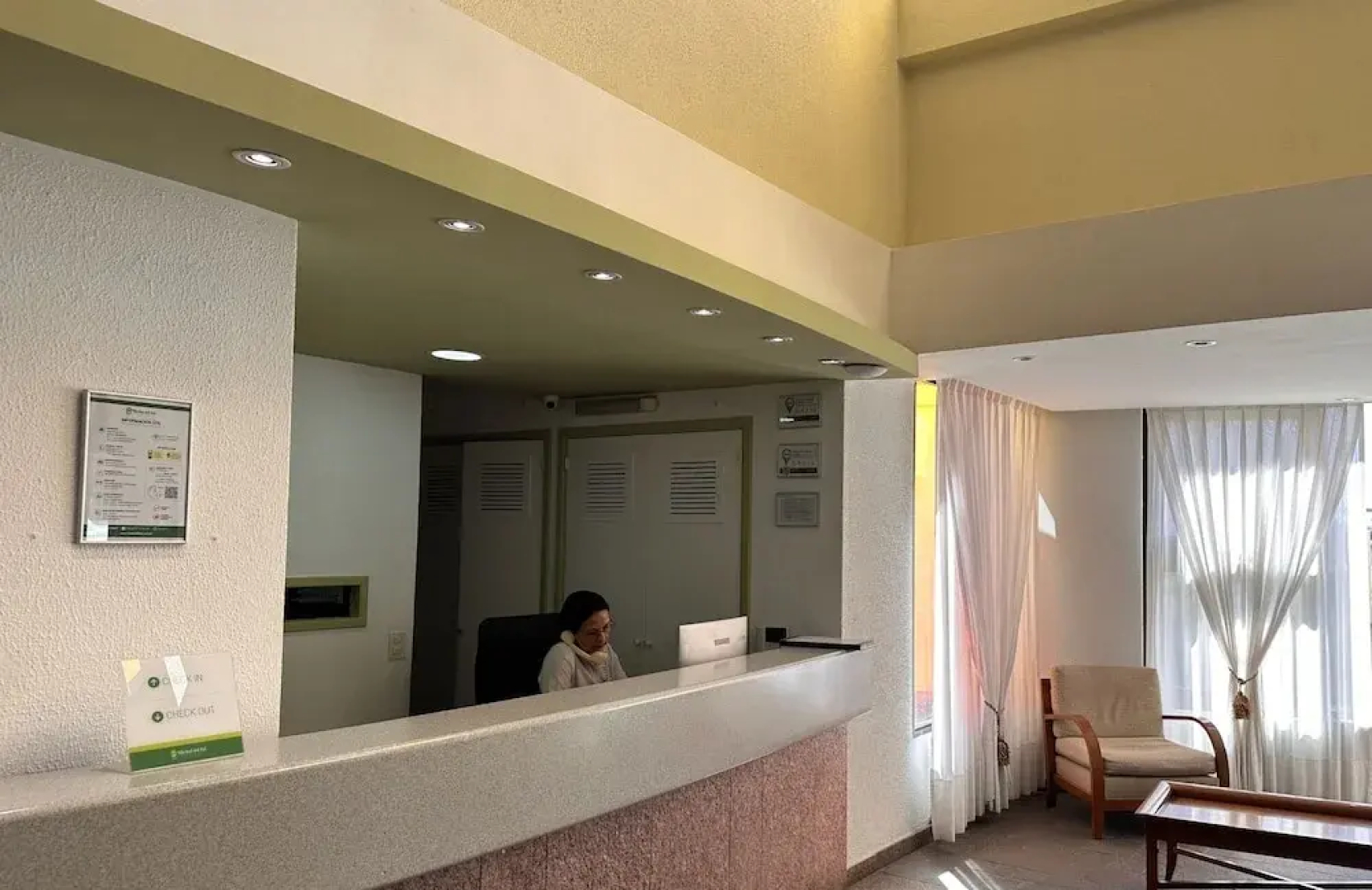 Hostal del Sol I