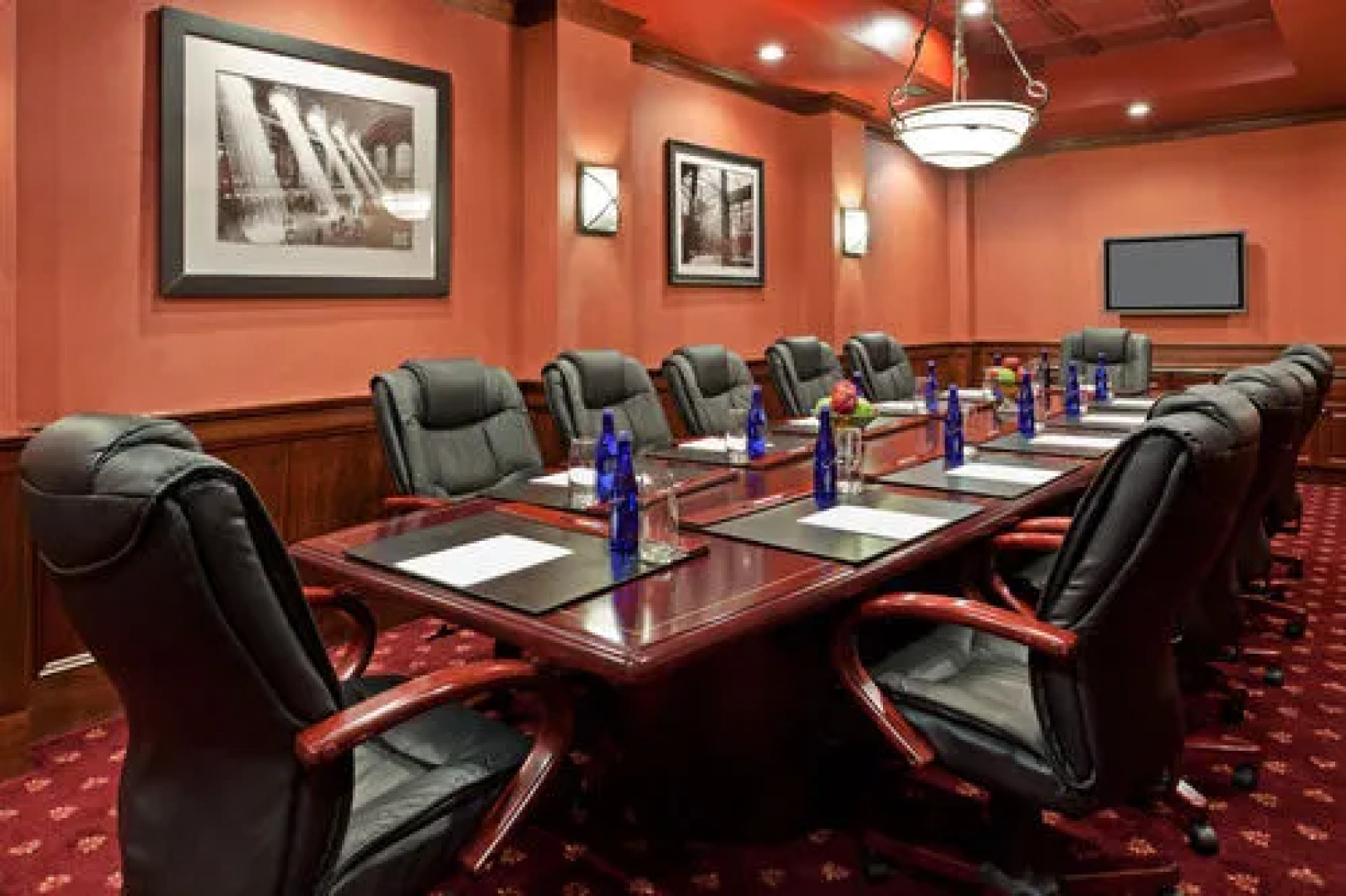 Crowne Plaza Hotel Clark Newark