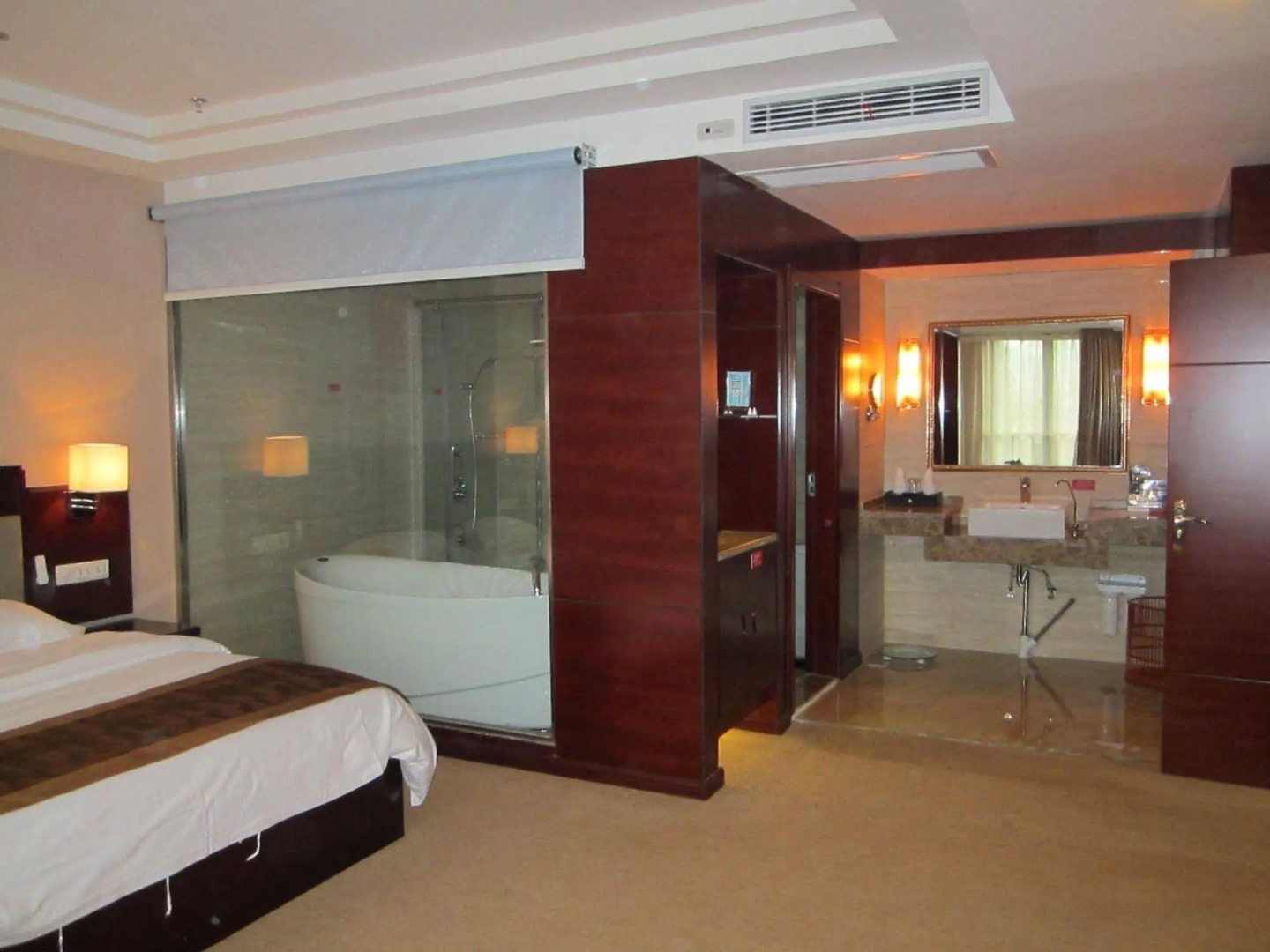 Wenjing Holiday Hotel