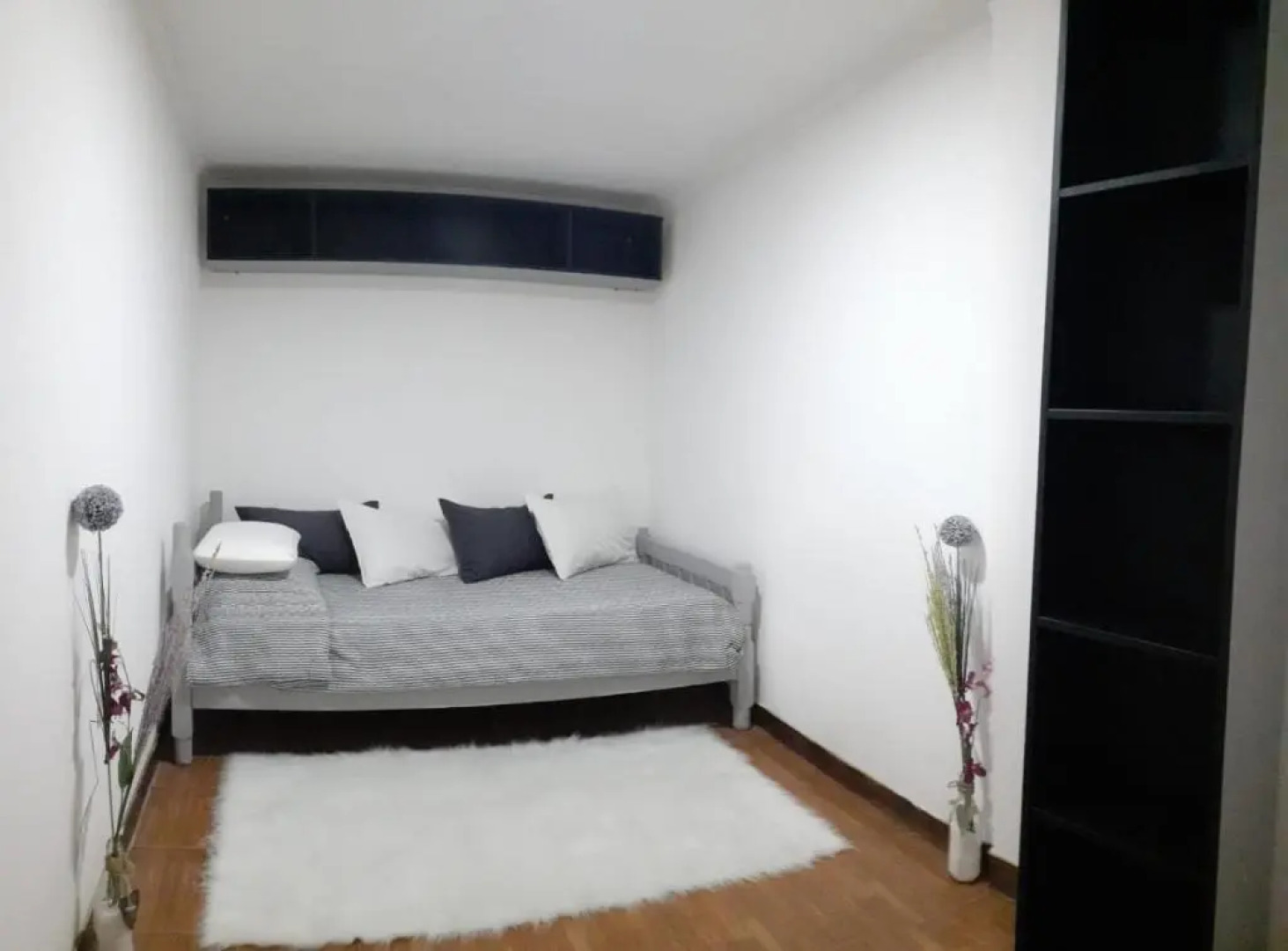 DEPARTAMENT AMATT (15 min del Aeropuerto Internacional Ezeiza)