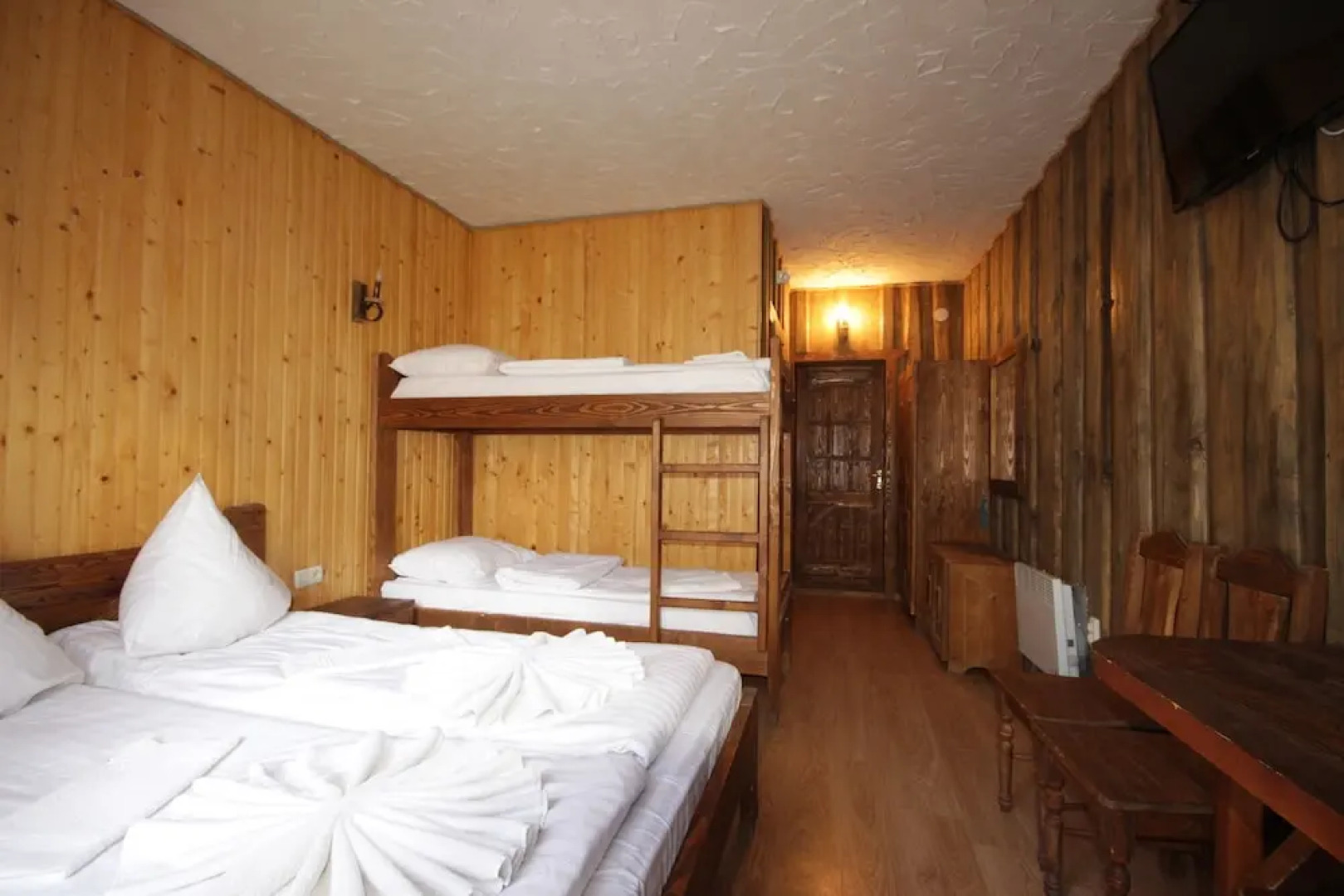 Villa Parliament Yablunytsya