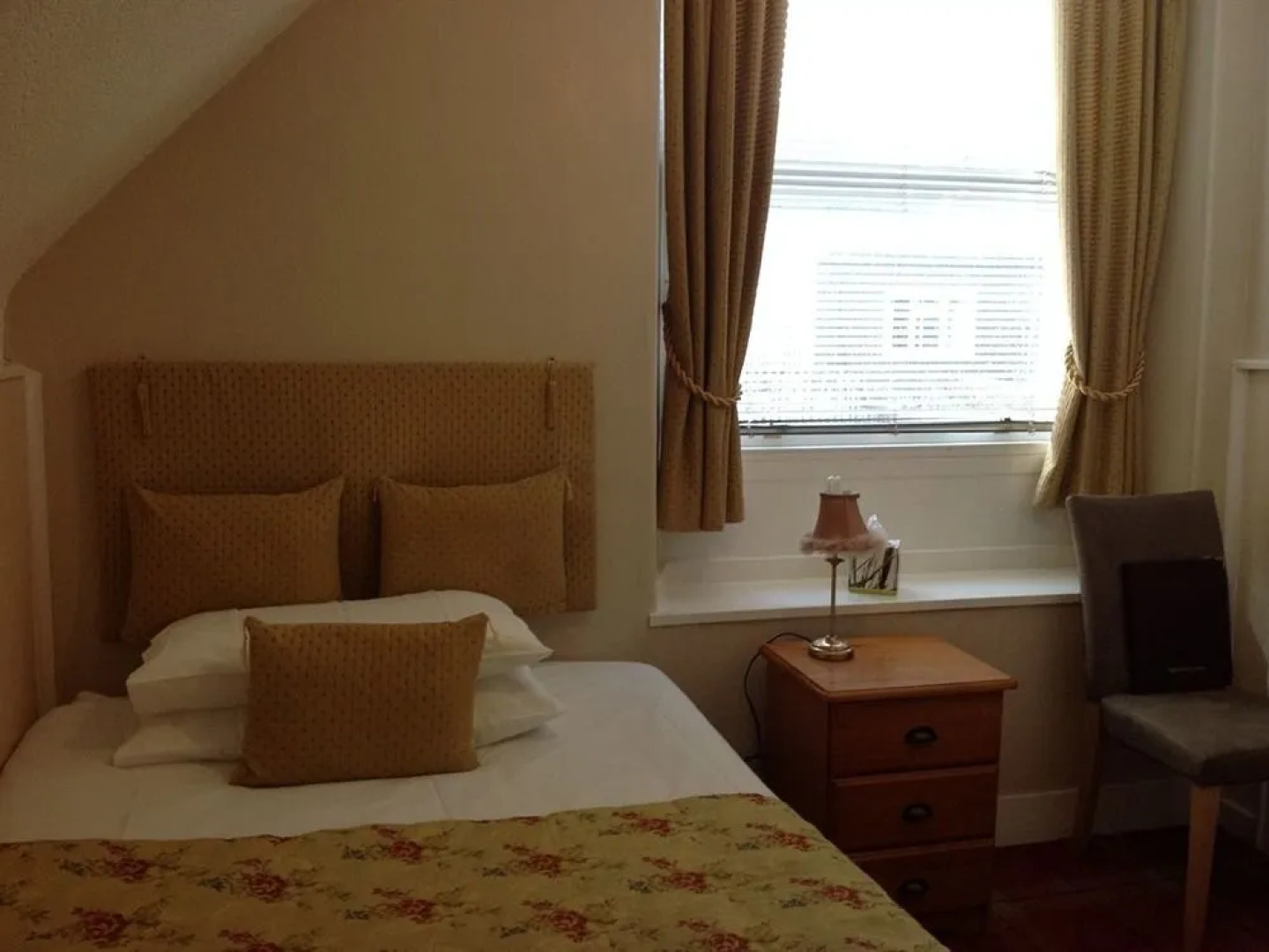 Moorfield House Hotel