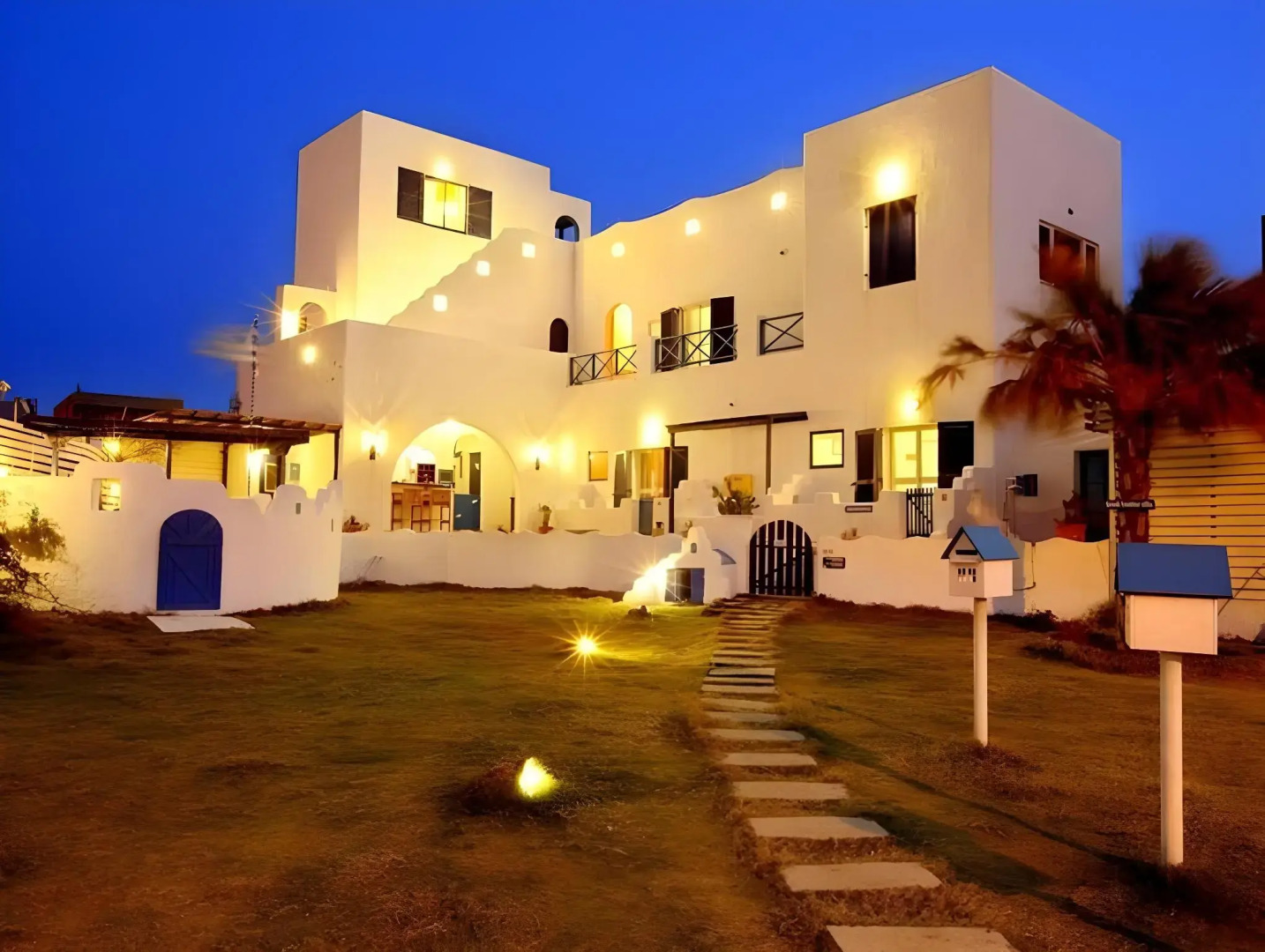 Greek frontier villa