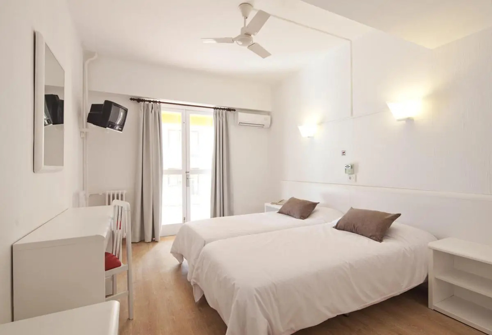 whala!beach Hotel & Apartments