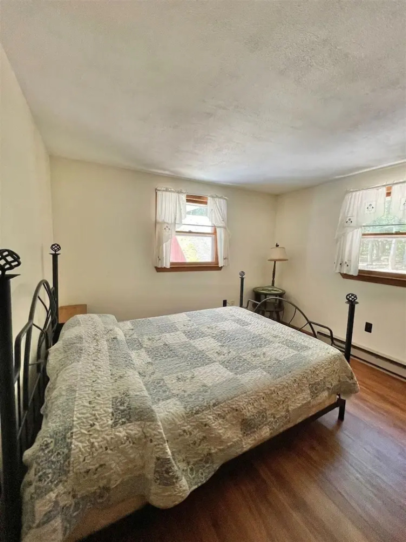 Any Season Escape Limit 10 4 Bedroom Villa by RedAwning